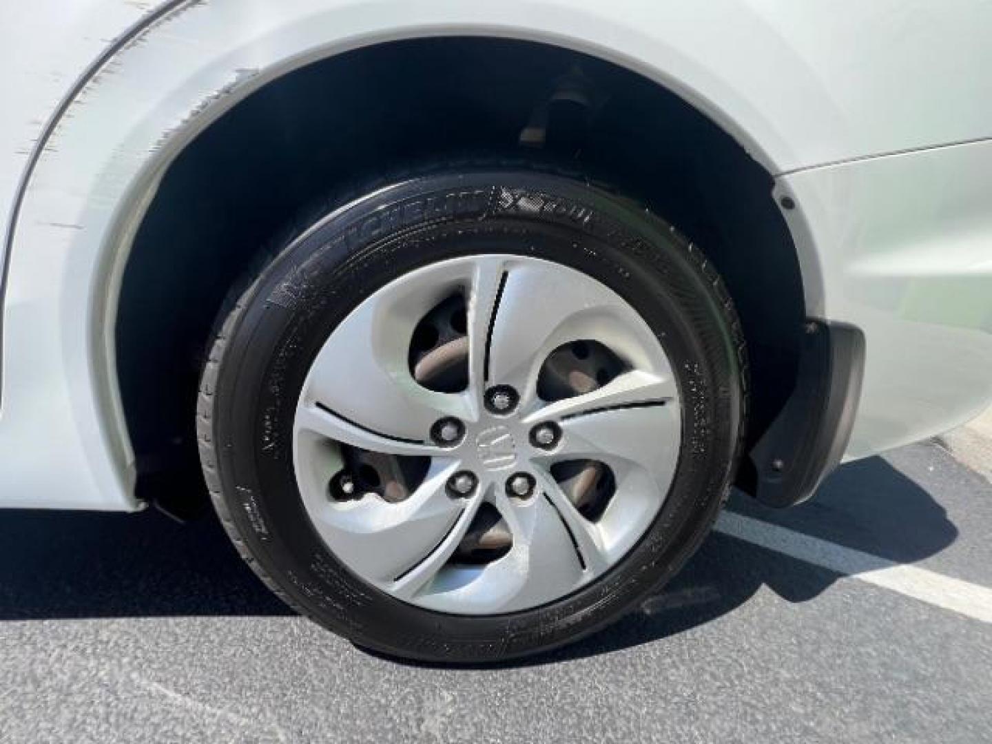 2013 Taffeta White /Beige Honda Civic LX (19XFB2F56DE) with an 1.8L I-4 i-VTEC variable valve control engine, Automatic transmission, located at 1865 East Red Hills Pkwy, St. George, 84770, (435) 628-0023, 37.120850, -113.543640 - We specialize in helping ALL people get the best financing available. No matter your credit score, good, bad or none we can get you an amazing rate. Had a bankruptcy, divorce, or repossessions? We give you the green light to get your credit back on the road. Low down and affordable payments that fit - Photo#11