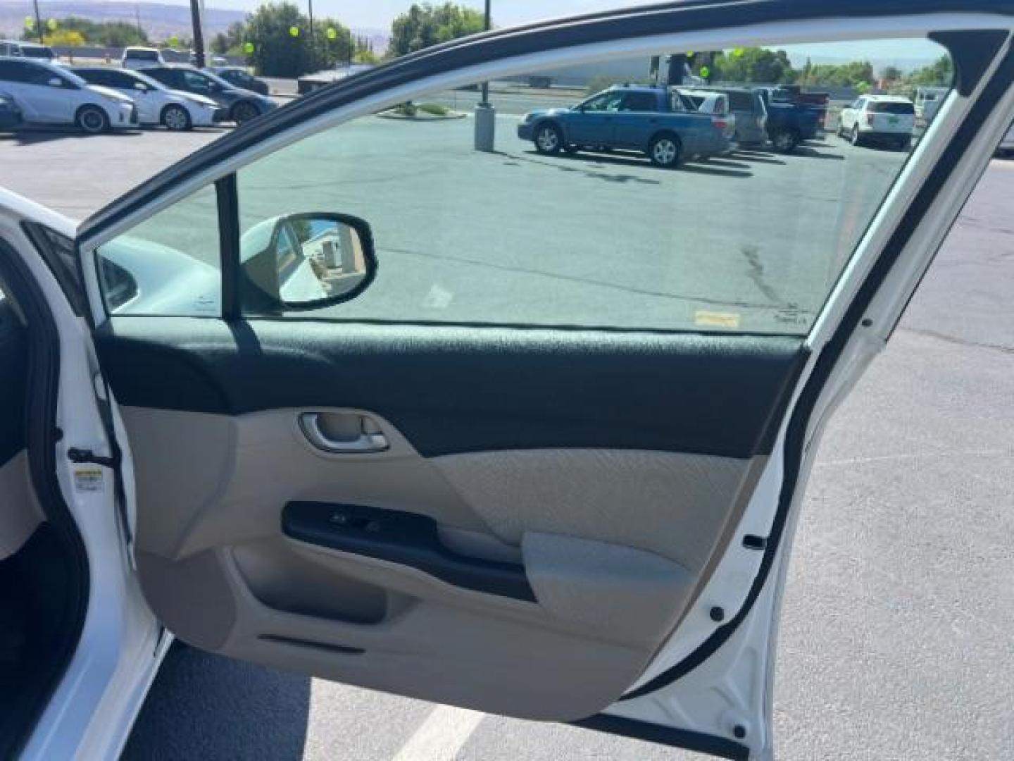 2013 Taffeta White /Beige Honda Civic LX (19XFB2F56DE) with an 1.8L I-4 i-VTEC variable valve control engine, Automatic transmission, located at 1865 East Red Hills Pkwy, St. George, 84770, (435) 628-0023, 37.120850, -113.543640 - We specialize in helping ALL people get the best financing available. No matter your credit score, good, bad or none we can get you an amazing rate. Had a bankruptcy, divorce, or repossessions? We give you the green light to get your credit back on the road. Low down and affordable payments that fit - Photo#28