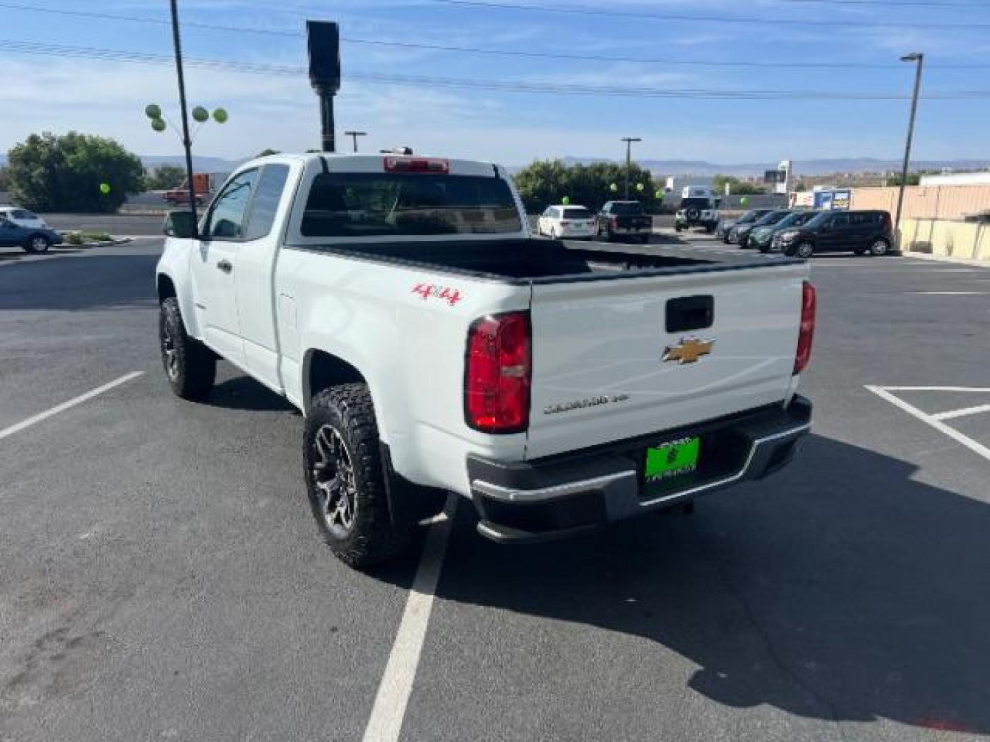 2018 Summit White /Jet Black/Dark Ash Chevrolet Colorado WT (1GCHTBEN0J1) , Automatic transmission, located at 1865 East Red Hills Pkwy, St. George, 84770, (435) 628-0023, 37.120850, -113.543640 - We specialize in helping ALL people get the best financing available. No matter your credit score, good, bad or none we can get you an amazing rate. Had a bankruptcy, divorce, or repossessions? We give you the green light to get your credit back on the road. Low down and affordable payments that fit - Photo#4