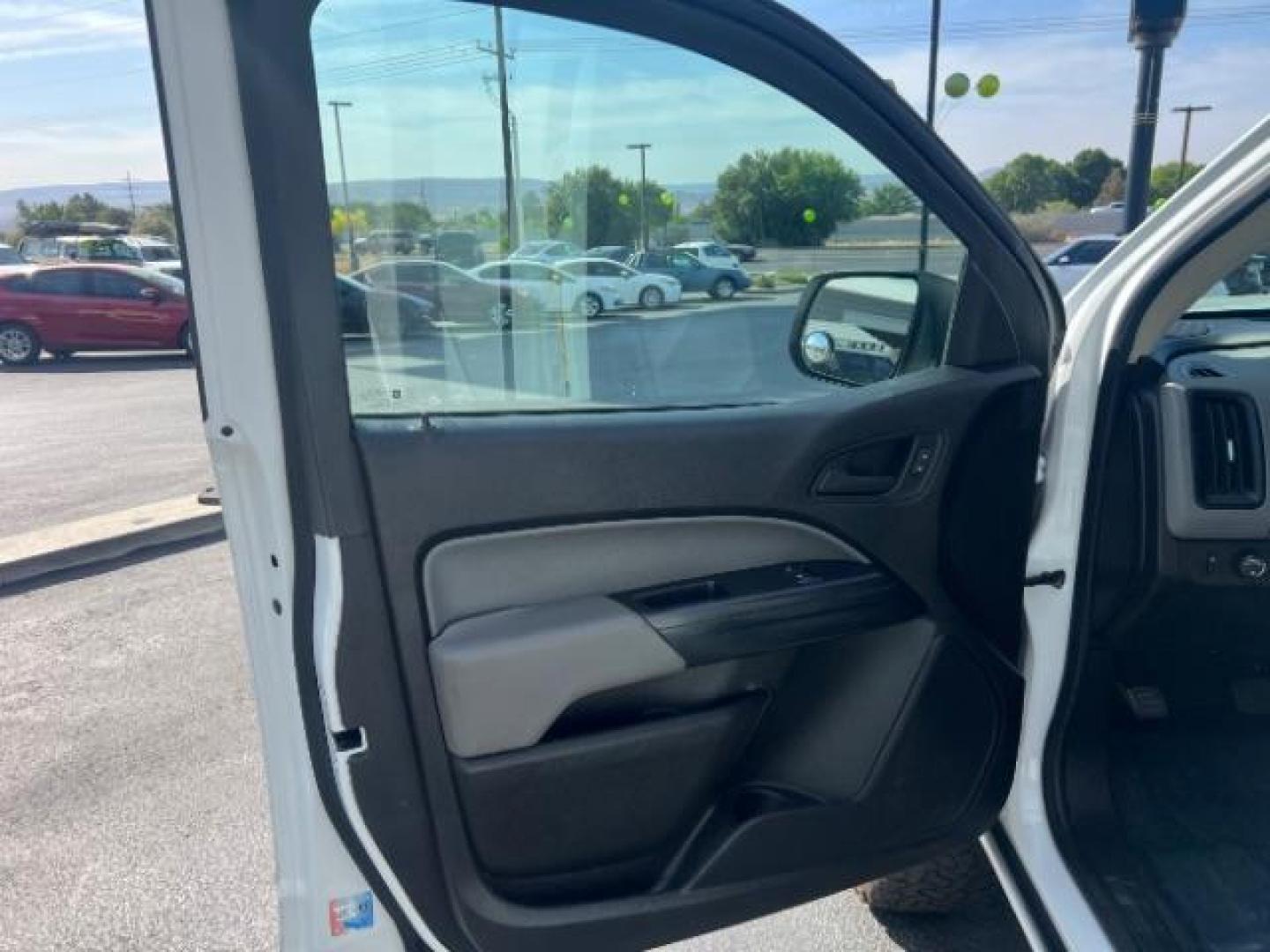 2018 Summit White /Jet Black/Dark Ash Chevrolet Colorado WT (1GCHTBEN0J1) , Automatic transmission, located at 1865 East Red Hills Pkwy, St. George, 84770, (435) 628-0023, 37.120850, -113.543640 - We specialize in helping ALL people get the best financing available. No matter your credit score, good, bad or none we can get you an amazing rate. Had a bankruptcy, divorce, or repossessions? We give you the green light to get your credit back on the road. Low down and affordable payments that fit - Photo#12