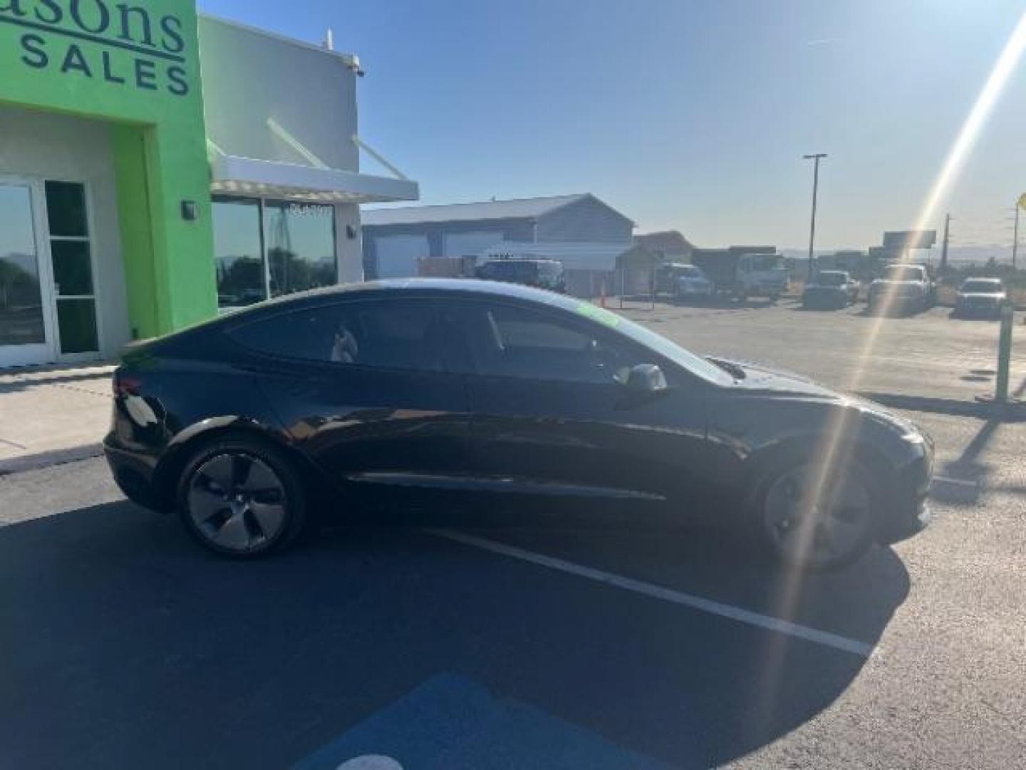 2022 Solid Black /Black Tesla Model 3 Long Range Dual Motor All-Wheel Drive (5YJ3E1EBXNF) with an Electric engine, Electric transmission, located at 1865 East Red Hills Pkwy, St. George, 84770, (435) 628-0023, 37.120850, -113.543640 - ****Price includes $4k IRS EV REBATE**** We are setup with IRS to file the rebate directly and take credit off the price of car. Check with IRS EV website to be sure you qualify. Trump has threatened to end rebate so ACT FAST! Full battery and motor warranty up to 120k miles We are THE southern - Photo#9