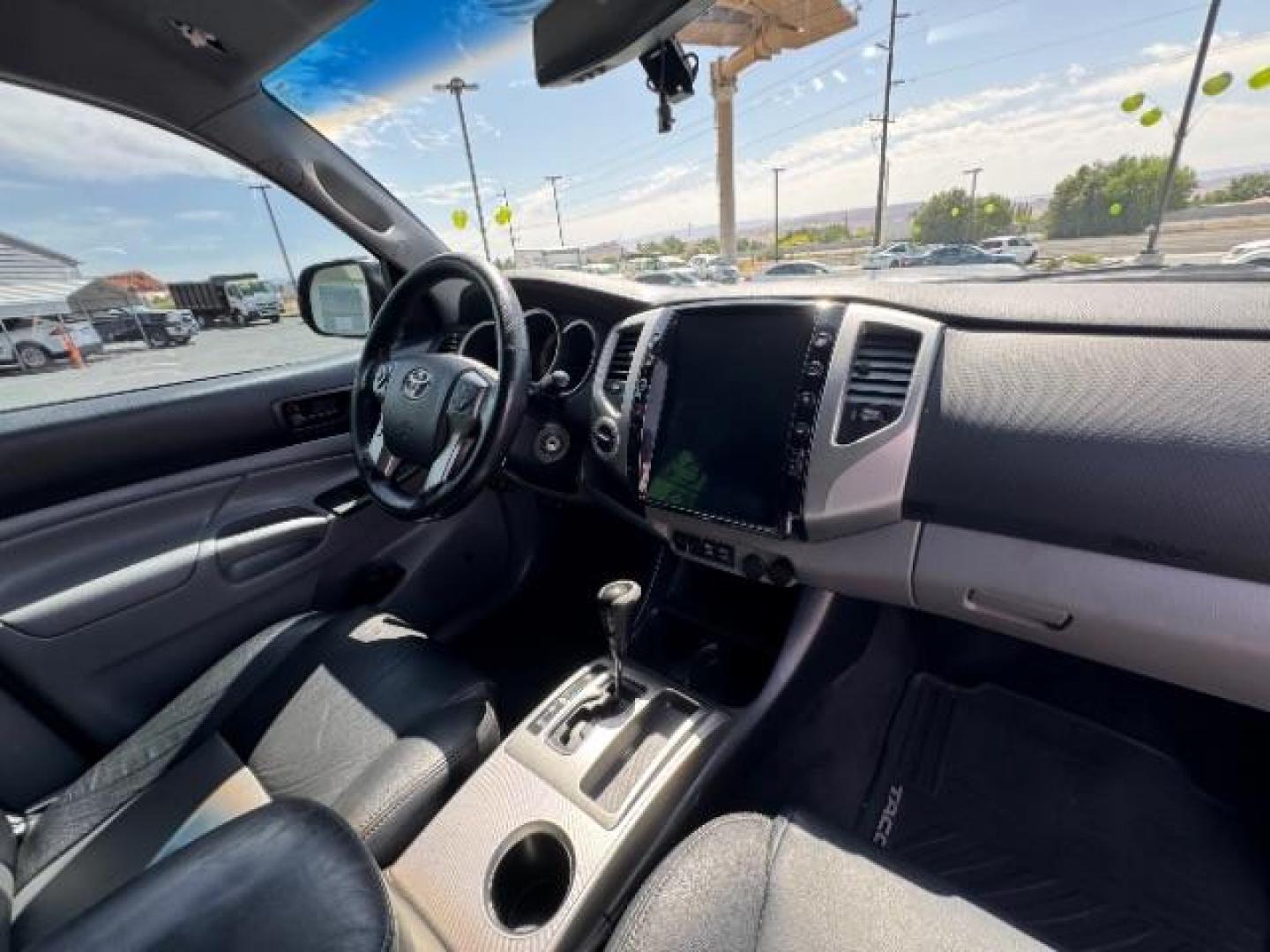 2015 Black /Graphite Toyota Tacoma Base V6 | TRD Pro (5TFLU4EN9FX) with an 4L V-6 DOHC engine, located at 1865 East Red Hills Pkwy, St. George, 84770, (435) 628-0023, 37.120850, -113.543640 - Photo#34