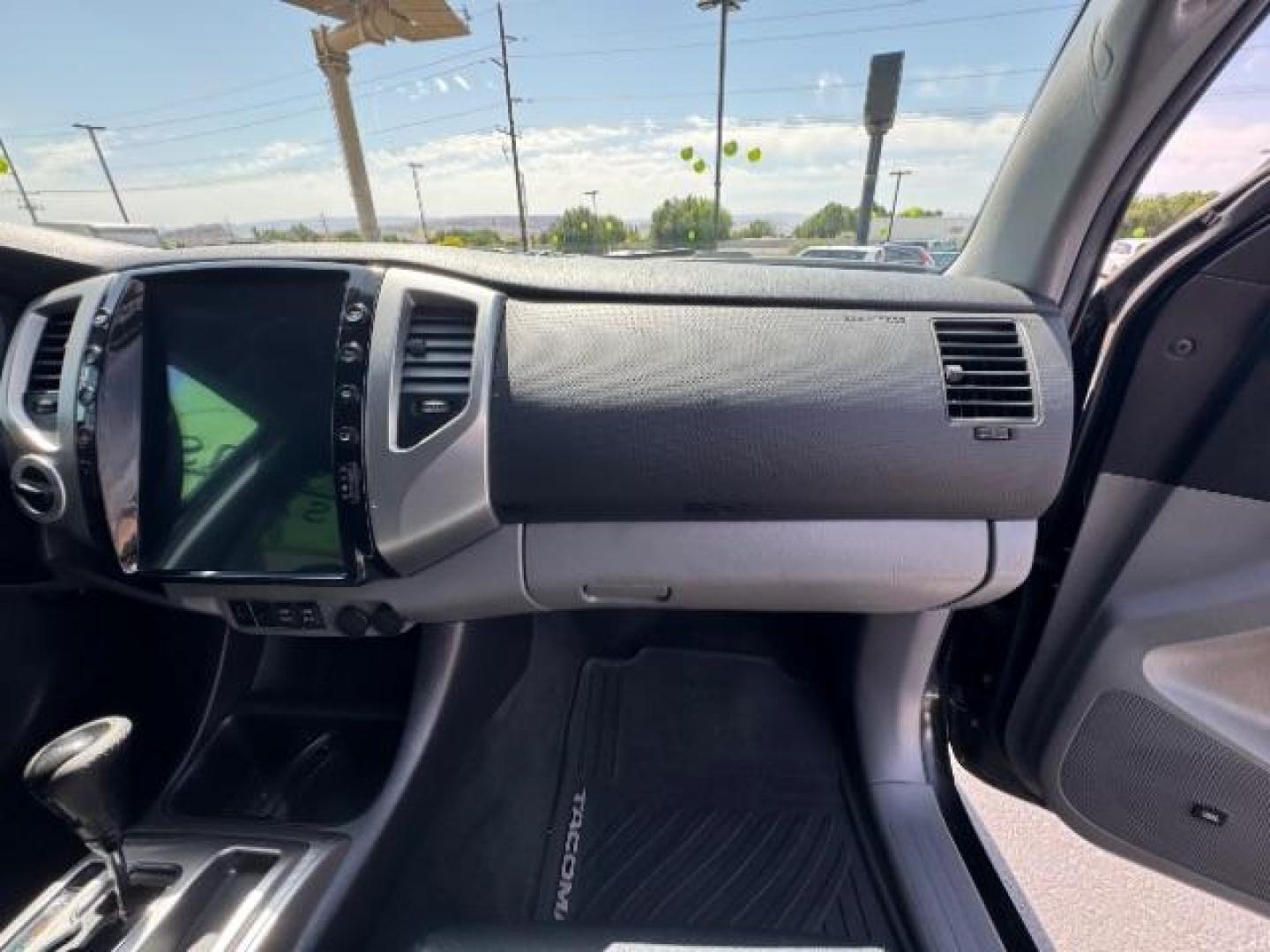 2015 Black /Graphite Toyota Tacoma Base V6 | TRD Pro (5TFLU4EN9FX) with an 4L V-6 DOHC engine, located at 1865 East Red Hills Pkwy, St. George, 84770, (435) 628-0023, 37.120850, -113.543640 - Photo#35