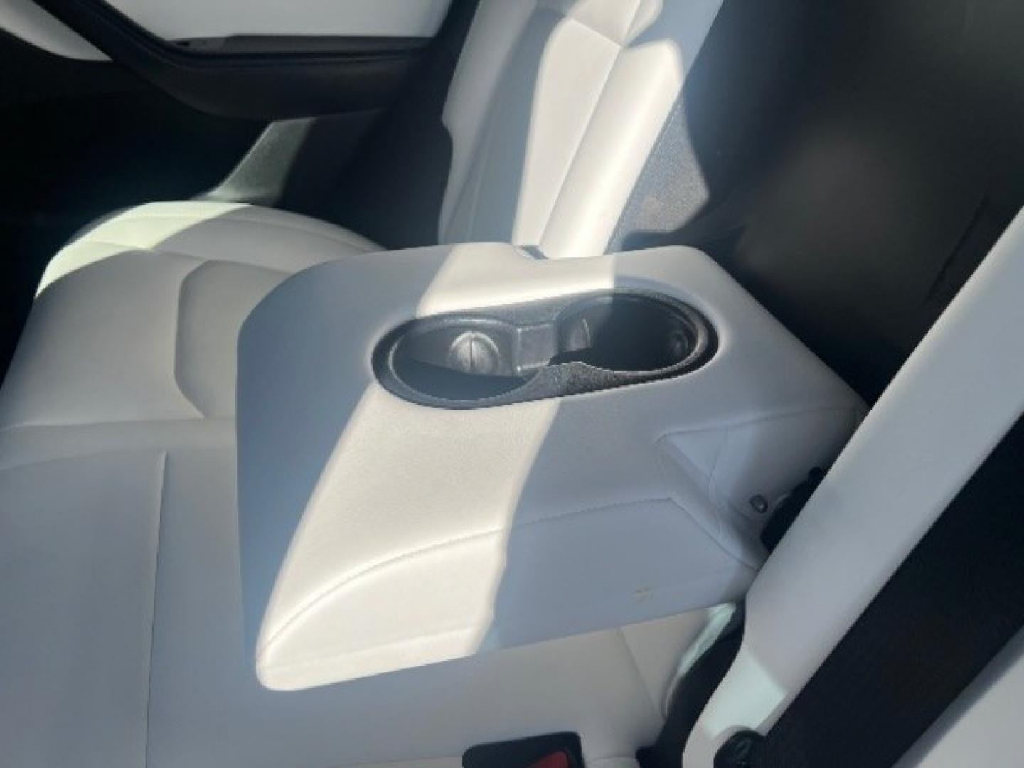 2020 Solid Black /White/Black Tesla Model Y Long Range (5YJYGDEEXLF) with an ELECTRIC engine, Electric transmission, located at 1865 East Red Hills Pkwy, St. George, 84770, (435) 628-0023, 37.120850, -113.543640 - Excellent Tesla Model Y Long Range All Wheel Drive. 5 Seats HW3, Interior and exterior in great condition. Small scratches and dings as pictured. Every Tesla we sell has had cabin air filter replaced, radiator cleaned, fluids topped AND comes with a mobile charging kit! Battery is healthy and gets- Photo#21