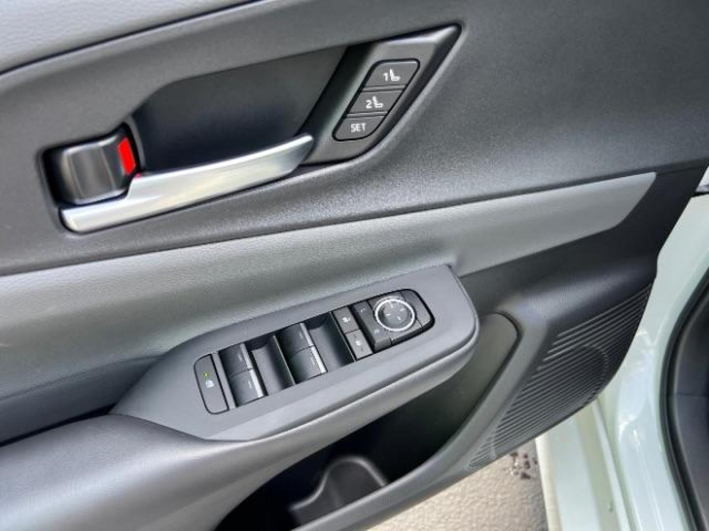 2023 Wind Chill Pearl /Gradient Black Toyota Prius Limited (JTDACAAU6P3) with an 2L I-4 port/direct injection engine, AUTOMATIC transmission, located at 1865 East Red Hills Pkwy, St. George, 84770, (435) 628-0023, 37.120850, -113.543640 - Photo#17