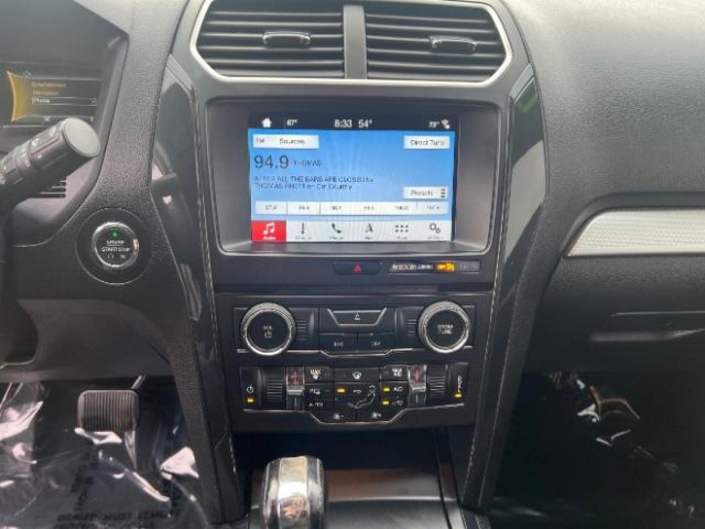 2017 Shadow Black /Ebony Black Ford Explorer XLT (1FM5K7D86HG) with an EcoBoost 2.3L I-4 gasoline direct injection engine, AUTOMATIC transmission, located at 1865 East Red Hills Pkwy, St. George, 84770, (435) 628-0023, 37.120850, -113.543640 - We specialize in helping ALL people get the best financing available. No matter your credit score, good, bad or none we can get you an amazing rate. Had a bankruptcy, divorce, or repossessions? We give you the green light to get your credit back on the road. Low down and affordable payments that fit - Photo#17