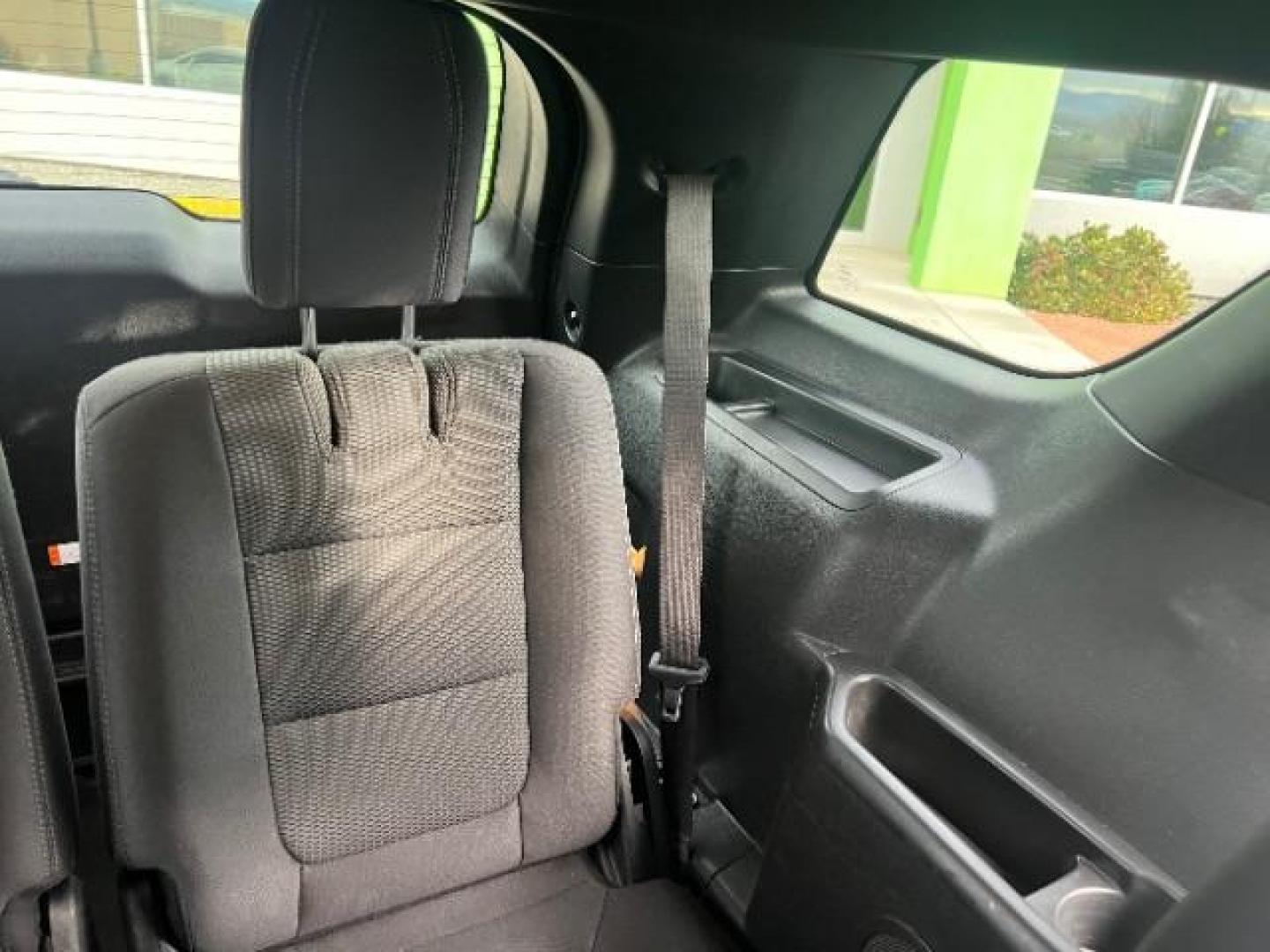 2017 Shadow Black /Ebony Black Ford Explorer XLT (1FM5K7D86HG) with an EcoBoost 2.3L I-4 gasoline direct injection engine, AUTOMATIC transmission, located at 1865 East Red Hills Pkwy, St. George, 84770, (435) 628-0023, 37.120850, -113.543640 - We specialize in helping ALL people get the best financing available. No matter your credit score, good, bad or none we can get you an amazing rate. Had a bankruptcy, divorce, or repossessions? We give you the green light to get your credit back on the road. Low down and affordable payments that fit - Photo#25