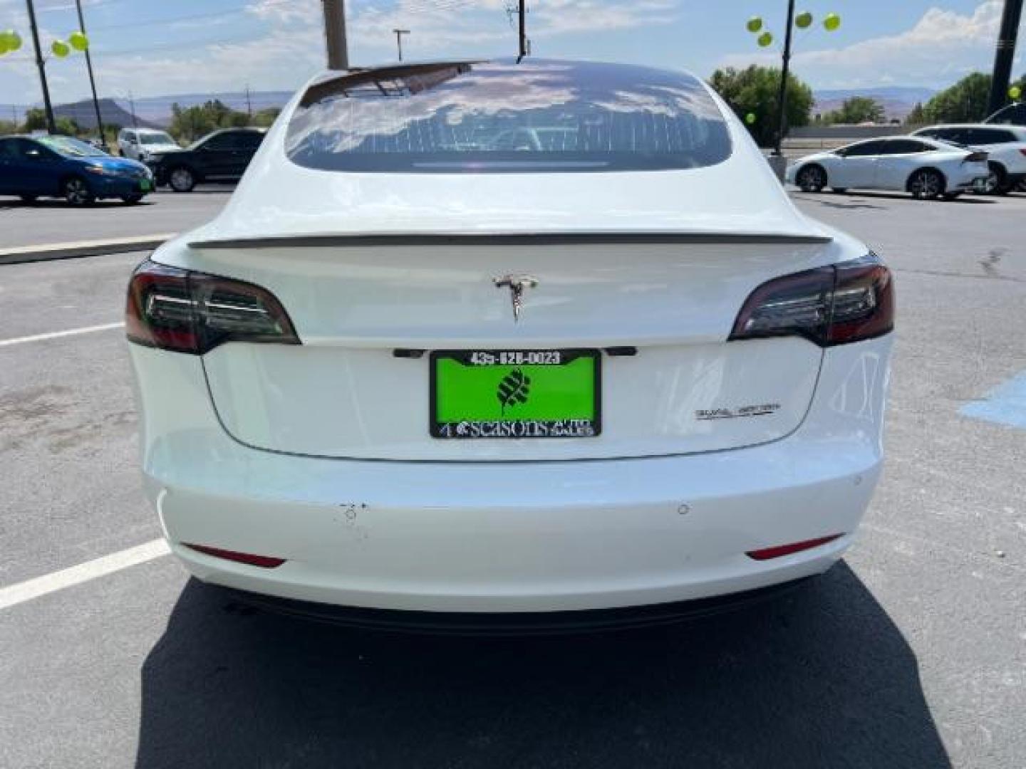 2018 Pearl White Multi-Coat /White Tesla Model 3 Long Range | Performance (5YJ3E1EB1JF) , located at 1865 East Red Hills Pkwy, St. George, 84770, (435) 628-0023, 37.120850, -113.543640 - ****Price includes $4k IRS EV REBATE**** We are setup with IRS to file the rebate directly and take credit off the price of car. Check with IRS EV website to be sure you qualify. Congress has threatened to end rebate so ACT FAST! Full Self Driving Paid For! ($8k add on) Premium Connectiviy Includ - Photo#7