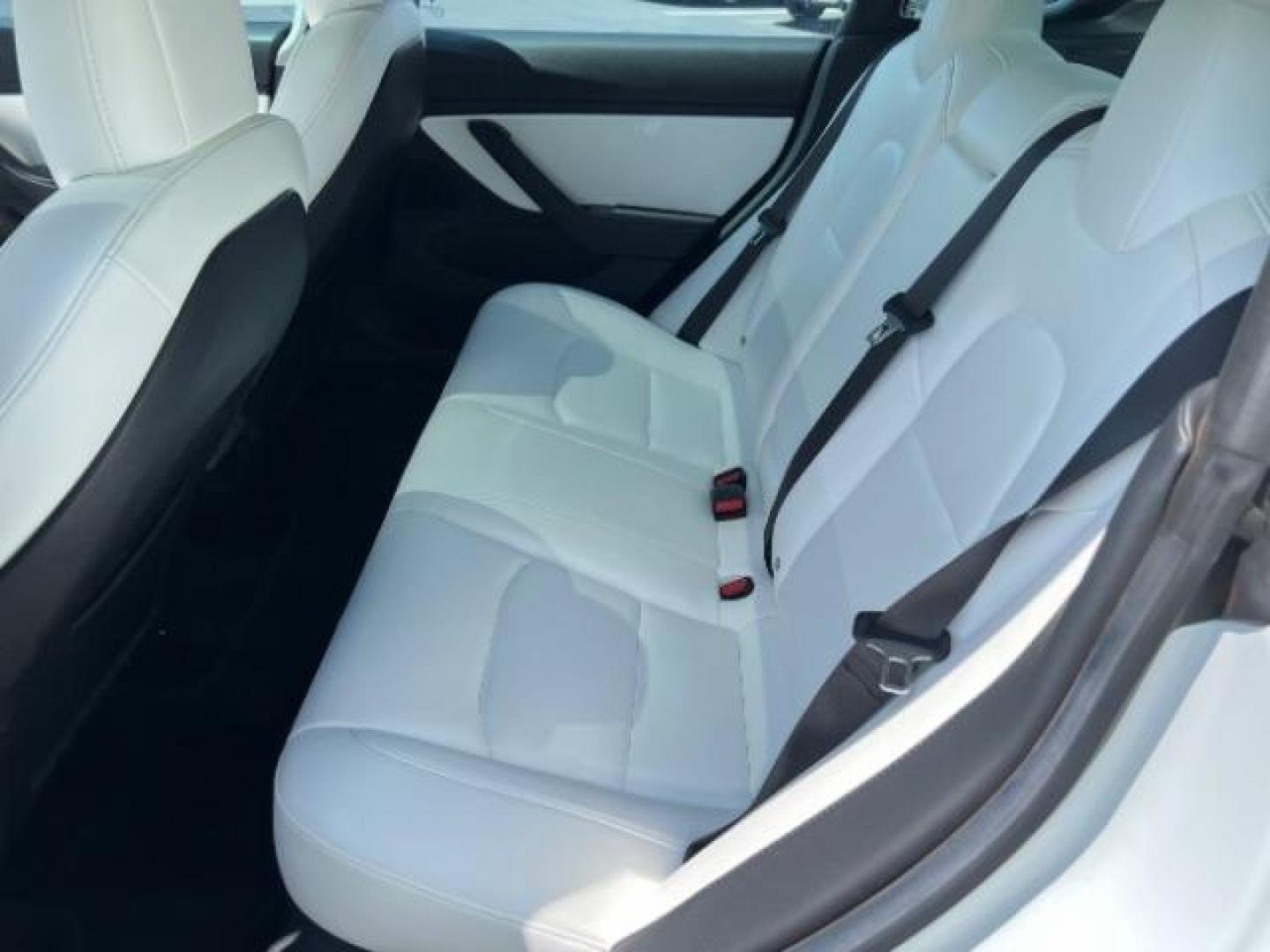 2018 Pearl White Multi-Coat /White Tesla Model 3 Long Range | Performance (5YJ3E1EB1JF) , located at 1865 East Red Hills Pkwy, St. George, 84770, (435) 628-0023, 37.120850, -113.543640 - ****Price includes $4k IRS EV REBATE**** We are setup with IRS to file the rebate directly and take credit off the price of car. Check with IRS EV website to be sure you qualify. Congress has threatened to end rebate so ACT FAST! Full Self Driving Paid For! ($8k add on) Premium Connectiviy Includ - Photo#21