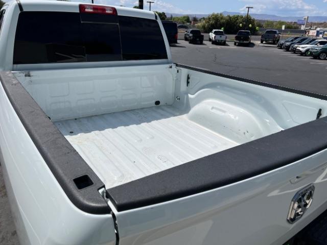 2024 Bright White Clearcoat /Black Ram 2500 Laramie Crew Cab 4x4 6'4 Box (3C6UR5FL3RG) with an Cummins 6.7L I-6 diesel direct injection engine, Automatic transmission, located at 1865 East Red Hills Pkwy, St. George, 84770, (435) 628-0023, 37.120850, -113.543640 - We specialize in helping ALL people get the best financing available. No matter your credit score, good, bad or none we can get you an amazing rate. Had a bankruptcy, divorce, or repossessions? We give you the green light to get your credit back on the road. Low down and affordable payments that fit - Photo#13