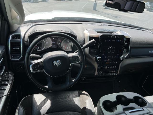 2024 Bright White Clearcoat /Black Ram 2500 Laramie Crew Cab 4x4 6'4 Box (3C6UR5FL3RG) with an Cummins 6.7L I-6 diesel direct injection engine, Automatic transmission, located at 1865 East Red Hills Pkwy, St. George, 84770, (435) 628-0023, 37.120850, -113.543640 - We specialize in helping ALL people get the best financing available. No matter your credit score, good, bad or none we can get you an amazing rate. Had a bankruptcy, divorce, or repossessions? We give you the green light to get your credit back on the road. Low down and affordable payments that fit - Photo#16