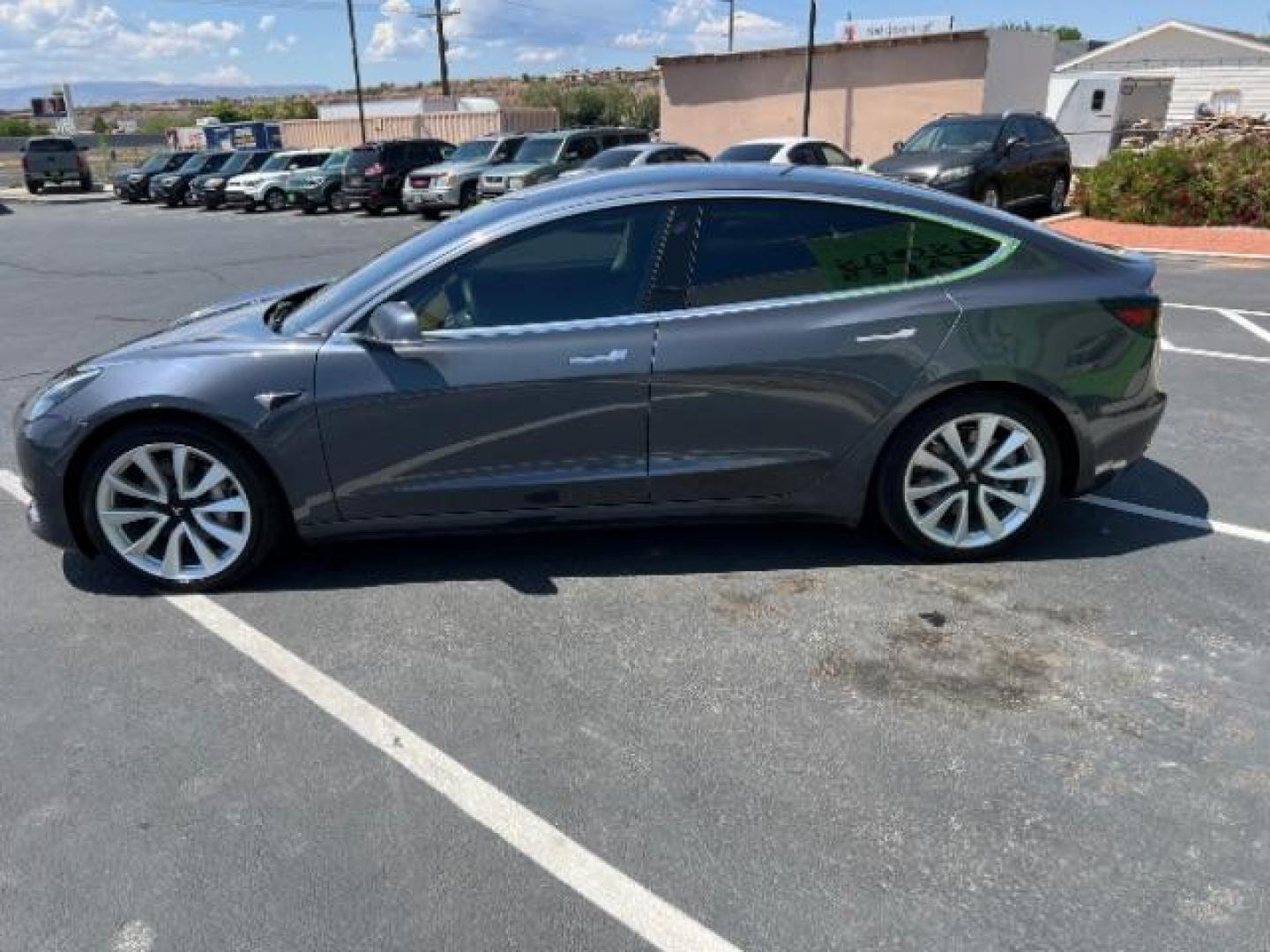 2020 Midnight Silver Metallic /Black Tesla Model 3 Long Range Dual Motor All-Wheel Drive (5YJ3E1EB8LF) , located at 1865 East Red Hills Pkwy, St. George, 84770, (435) 628-0023, 37.120850, -113.543640 - Photo#3