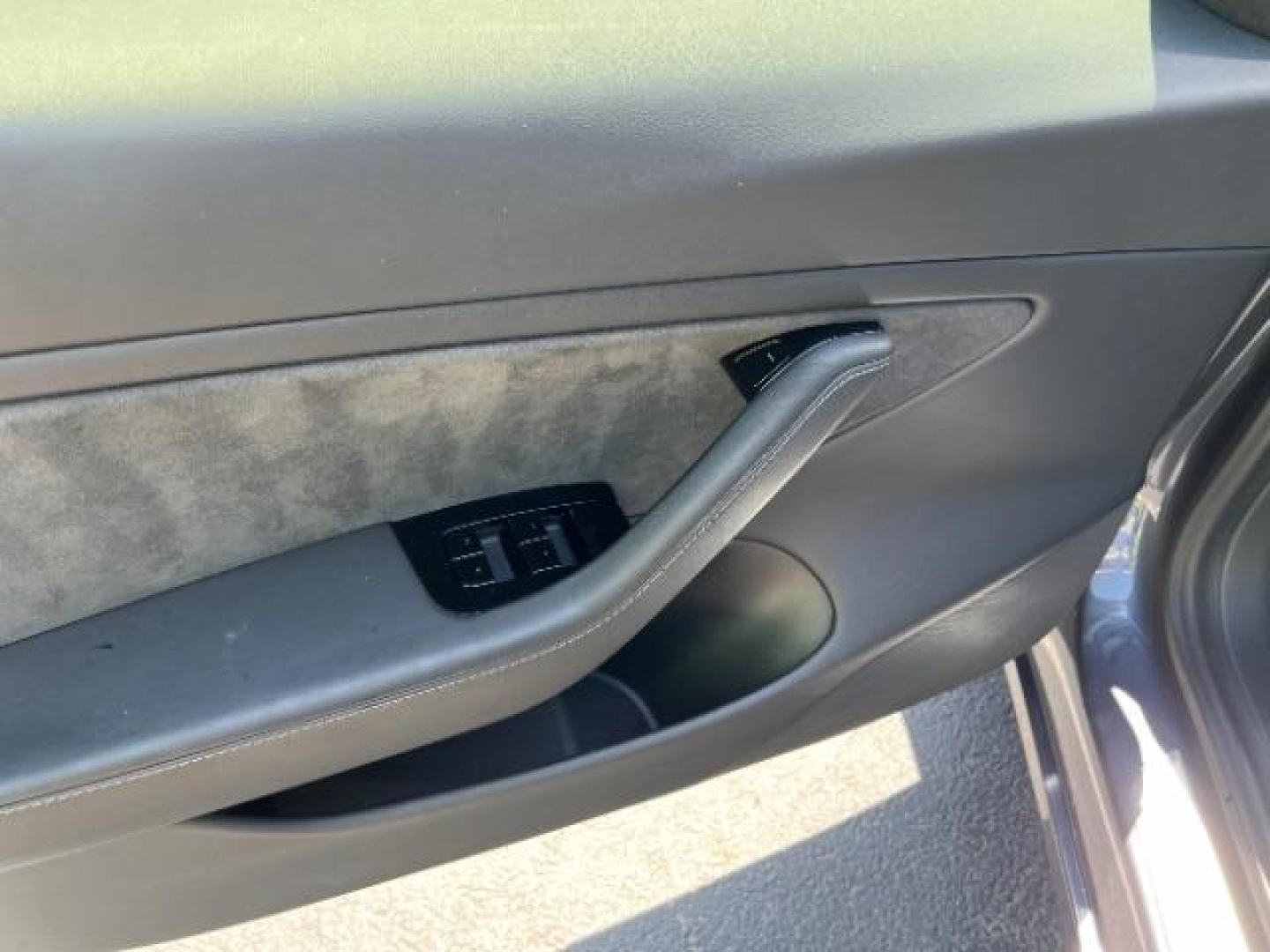 2020 Midnight Silver Metallic /Black Tesla Model 3 Long Range Dual Motor All-Wheel Drive (5YJ3E1EB8LF) , located at 1865 East Red Hills Pkwy, St. George, 84770, (435) 628-0023, 37.120850, -113.543640 - Photo#16