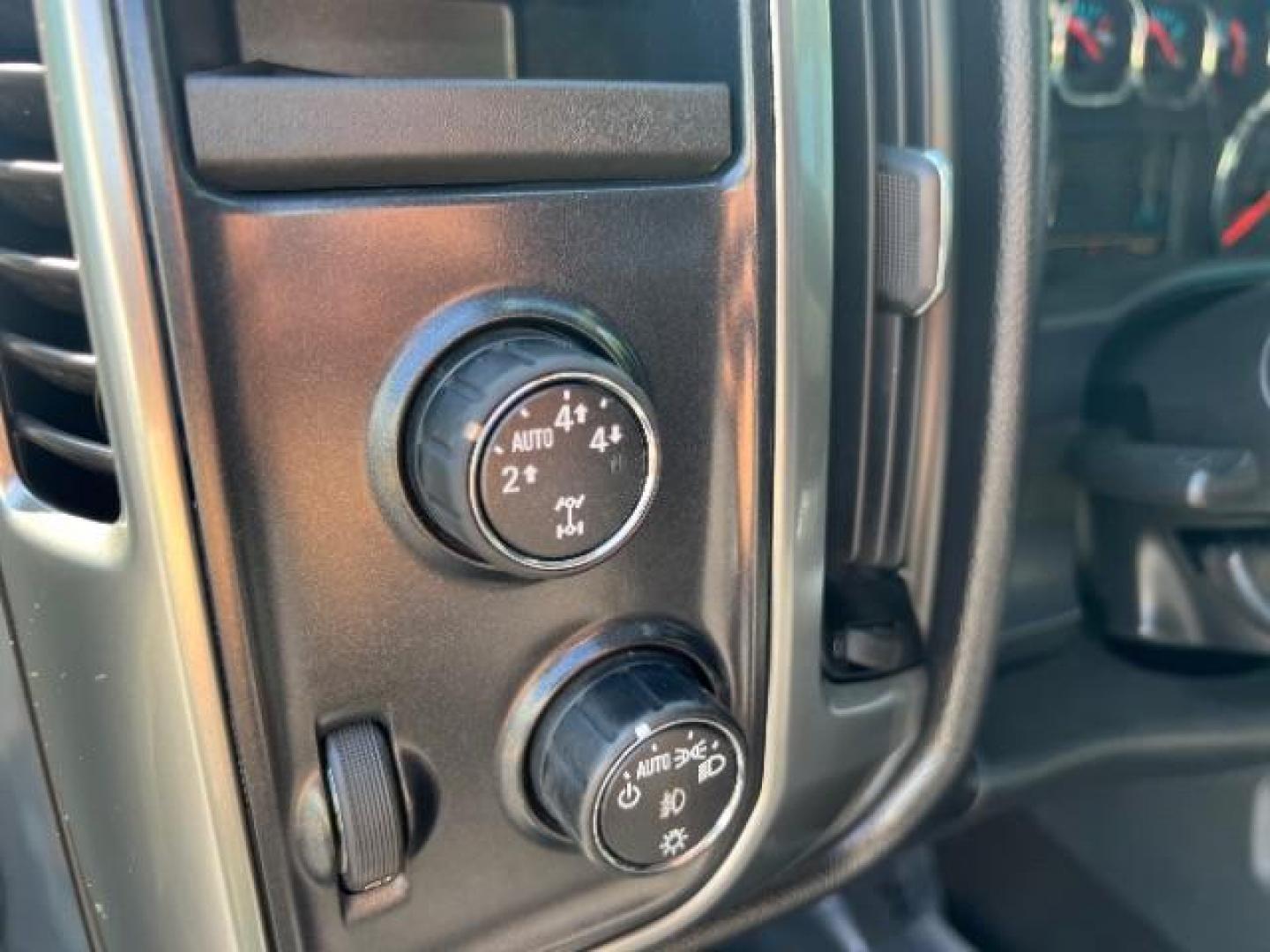 2015 Slate Gray Metallic /Jet Black Chevrolet Silverado 1500 1LT (3GCUKREC6FG) with an EcoTec3 4.3L V-6 gasoline direct injection engine, AUTOMATIC transmission, located at 1865 East Red Hills Pkwy, St. George, 84770, (435) 628-0023, 37.120850, -113.543640 - We specialize in helping ALL people get the best financing available. No matter your credit score, good, bad or none we can get you an amazing rate. Had a bankruptcy, divorce, or repossessions? We give you the green light to get your credit back on the road. Low down and affordable payments that fit - Photo#19