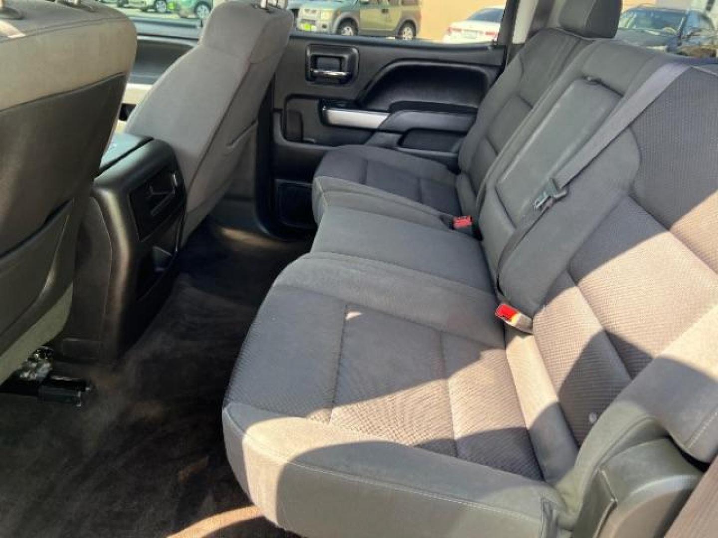 2015 Slate Gray Metallic /Jet Black Chevrolet Silverado 1500 1LT (3GCUKREC6FG) with an EcoTec3 4.3L V-6 gasoline direct injection engine, AUTOMATIC transmission, located at 1865 East Red Hills Pkwy, St. George, 84770, (435) 628-0023, 37.120850, -113.543640 - We specialize in helping ALL people get the best financing available. No matter your credit score, good, bad or none we can get you an amazing rate. Had a bankruptcy, divorce, or repossessions? We give you the green light to get your credit back on the road. Low down and affordable payments that fit - Photo#24