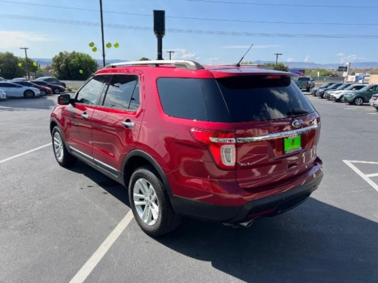 2013 Ruby Red Metallic Tinted Clearcoat /Charcoal Black Ford Explorer XLT (1FM5K8D87DG) with an 3.5L V-6 DOHC engine, AUTOMATIC transmission, located at 1865 East Red Hills Pkwy, St. George, 84770, (435) 628-0023, 37.120850, -113.543640 - We specialize in helping ALL people get the best financing available. No matter your credit score, good, bad or none we can get you an amazing rate. Had a bankruptcy, divorce, or repossessions? We give you the green light to get your credit back on the road. Low down and affordable payments that fit - Photo#4
