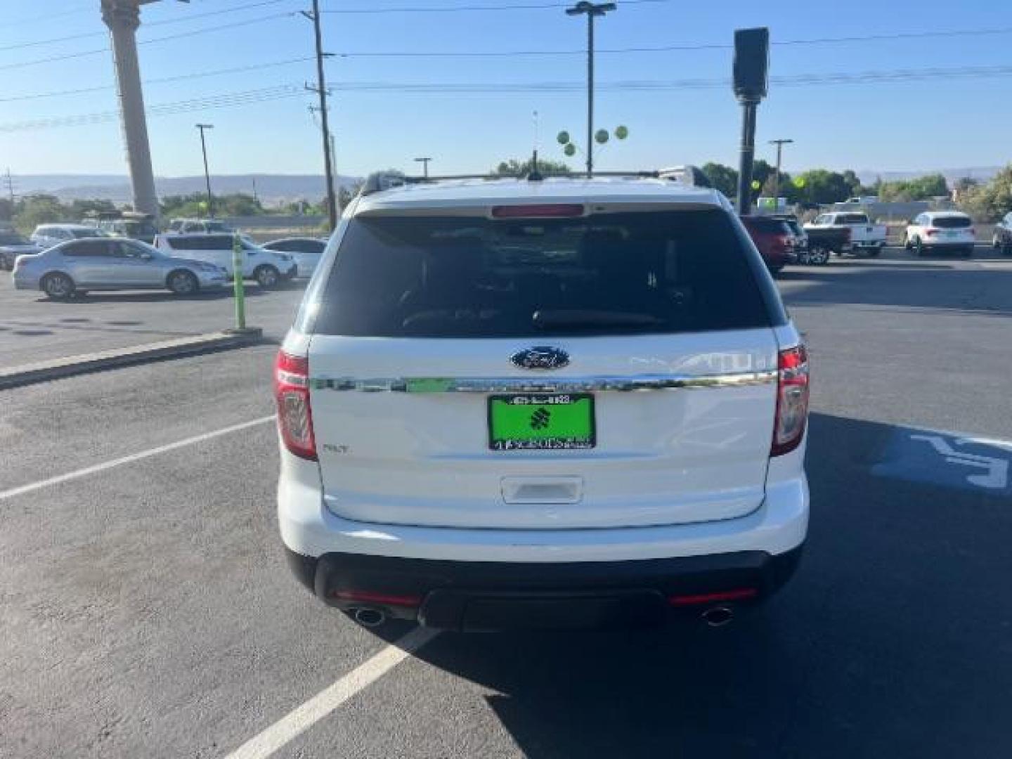 2015 Oxford White /Medium Light Stone Ford Explorer XLT (1FM5K7D85FG) with an EcoBoost 2L I-4 gasoline direct injection engine, Automatic transmission, located at 940 North Main Street, Cedar City, UT, 84720, (435) 628-0023, 37.692936, -113.061897 - We specialize in helping ALL people get the best financing available. No matter your credit score, good, bad or none we can get you an amazing rate. Had a bankruptcy, divorce, or repossessions? We give you the green light to get your credit back on the road. Low down and affordable payments that fit - Photo#5