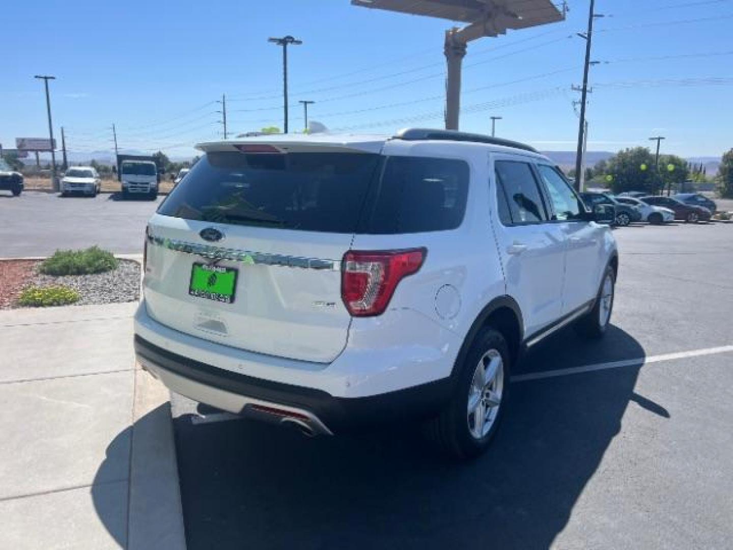 2016 Oxford White /Ebony Black Ford Explorer XLT (1FM5K8D82GG) with an EcoBoost 2.3L I-4 gasoline direct injection engine, Automatic transmission, located at 1865 East Red Hills Pkwy, St. George, 84770, (435) 628-0023, 37.120850, -113.543640 - We specialize in helping ALL people get the best financing available. No matter your credit score, good, bad or none we can get you an amazing rate. Had a bankruptcy, divorce, or repossessions? We give you the green light to get your credit back on the road. Low down and affordable payments that fit - Photo#6