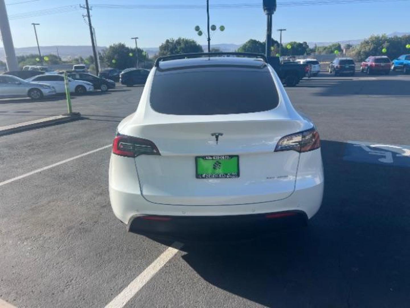 2021 Pearl White Multi-Coat /Black Tesla Model Y Long Range Dual Motor All-Wheel Drive (5YJYGDEE1MF) with an ELECTRIC engine, Continuously Variable Transmission transmission, located at 1865 East Red Hills Pkwy, St. George, 84770, (435) 628-0023, 37.120850, -113.543640 - ****Price includes $4k IRS EV REBATE**** We are approved to file the EV rebate directly with the IRS. We recived the funds in 7 days and take credit off the price of car. Check with IRS EV website to be sure you qualify. ~Congress has threatened to end rebate with the Big Beautiful Bill so ACT FAST - Photo#7
