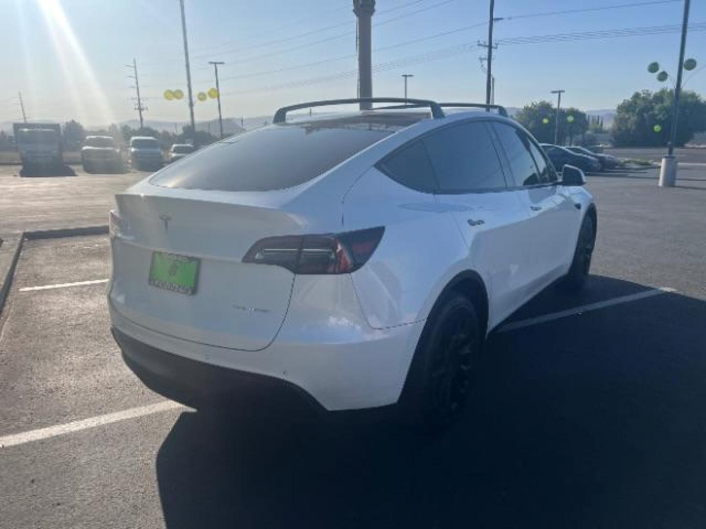 2021 Pearl White Multi-Coat /Black Tesla Model Y Long Range Dual Motor All-Wheel Drive (5YJYGDEE1MF) with an ELECTRIC engine, Continuously Variable Transmission transmission, located at 1865 East Red Hills Pkwy, St. George, 84770, (435) 628-0023, 37.120850, -113.543640 - ****Price includes $4k IRS EV REBATE**** We are approved to file the EV rebate directly with the IRS. We recived the funds in 7 days and take credit off the price of car. Check with IRS EV website to be sure you qualify. ~Congress has threatened to end rebate with the Big Beautiful Bill so ACT FAST - Photo#8