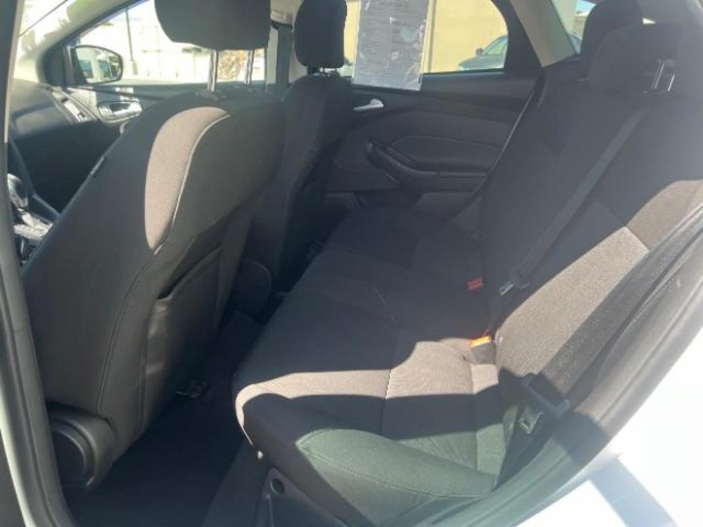 2016 Oxford White /Charcoal Black Ford Focus SE (1FADP3K29GL) with an 2L I-4 gasoline direct injection engine, Automatic transmission, located at 940 North Main Street, Cedar City, UT, 84720, (435) 628-0023, 37.692936, -113.061897 - Photo#22