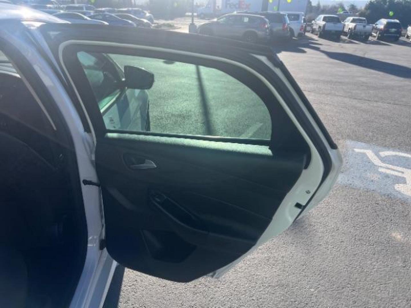 2016 Oxford White /Charcoal Black Ford Focus SE (1FADP3K29GL) with an 2L I-4 gasoline direct injection engine, Automatic transmission, located at 1865 East Red Hills Pkwy, St. George, 84770, (435) 628-0023, 37.120850, -113.543640 - We specialize in helping ALL people get the best financing available. No matter your credit score, good, bad or none we can get you an amazing rate. Had a bankruptcy, divorce, or repossessions? We give you the green light to get your credit back on the road. Low down and affordable payments that fit - Photo#24