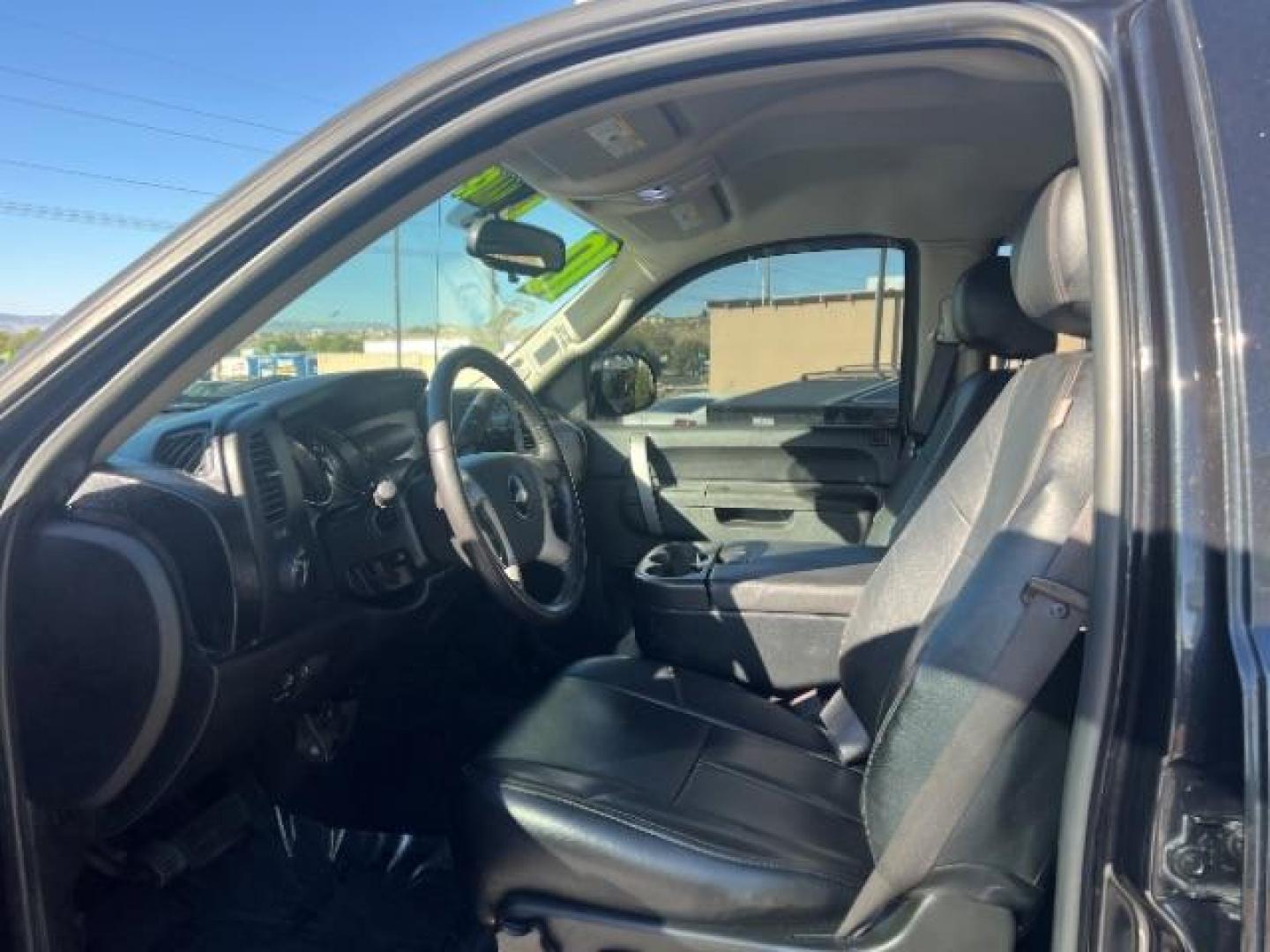 2010 Black Granite Metallic /Ebony Chevrolet Silverado 1500 LT (3GCRKSE38AG) , Automatic transmission, located at 1865 East Red Hills Pkwy, St. George, 84770, (435) 628-0023, 37.120850, -113.543640 - Photo#14