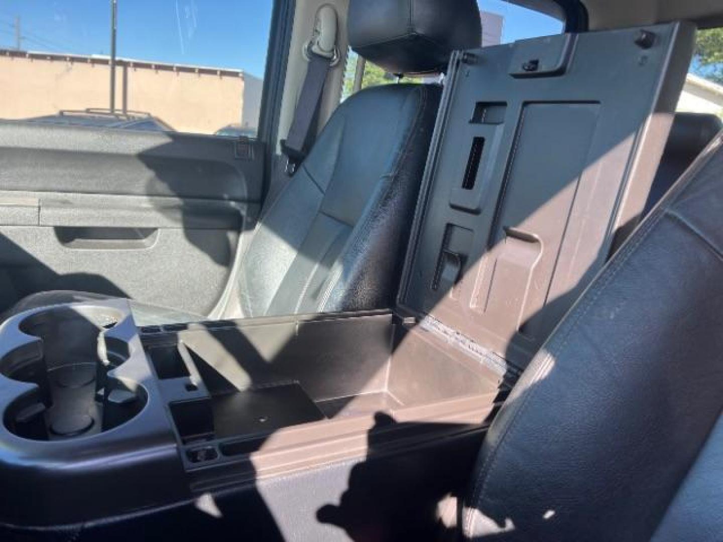 2010 Black Granite Metallic /Ebony Chevrolet Silverado 1500 LT (3GCRKSE38AG) , Automatic transmission, located at 1865 East Red Hills Pkwy, St. George, 84770, (435) 628-0023, 37.120850, -113.543640 - Photo#19