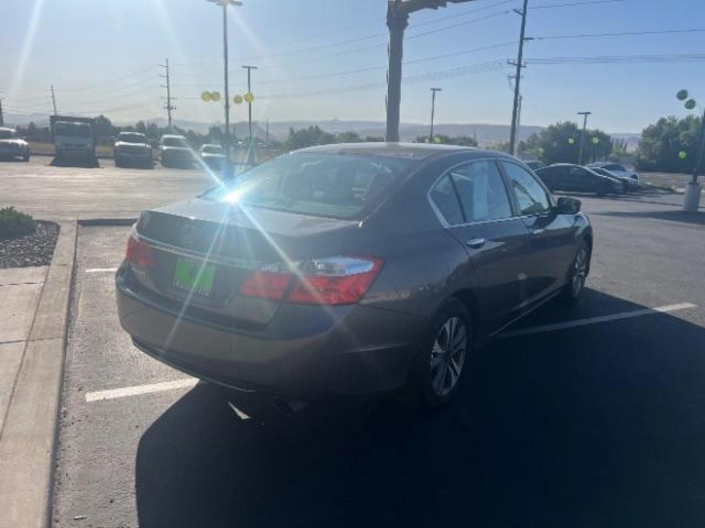 2015 Modern Steel Metallic /Black Honda Accord LX (1HGCR2F35FA) with an 2.4L I-4 gasoline direct injection engine, Automatic transmission, located at 1865 East Red Hills Pkwy, St. George, 84770, (435) 628-0023, 37.120850, -113.543640 - We specialize in helping ALL people get the best financing available. No matter your credit score, good, bad or none we can get you an amazing rate. Had a bankruptcy, divorce, or repossessions? We give you the green light to get your credit back on the road. Low down and affordable payments that fit - Photo#6