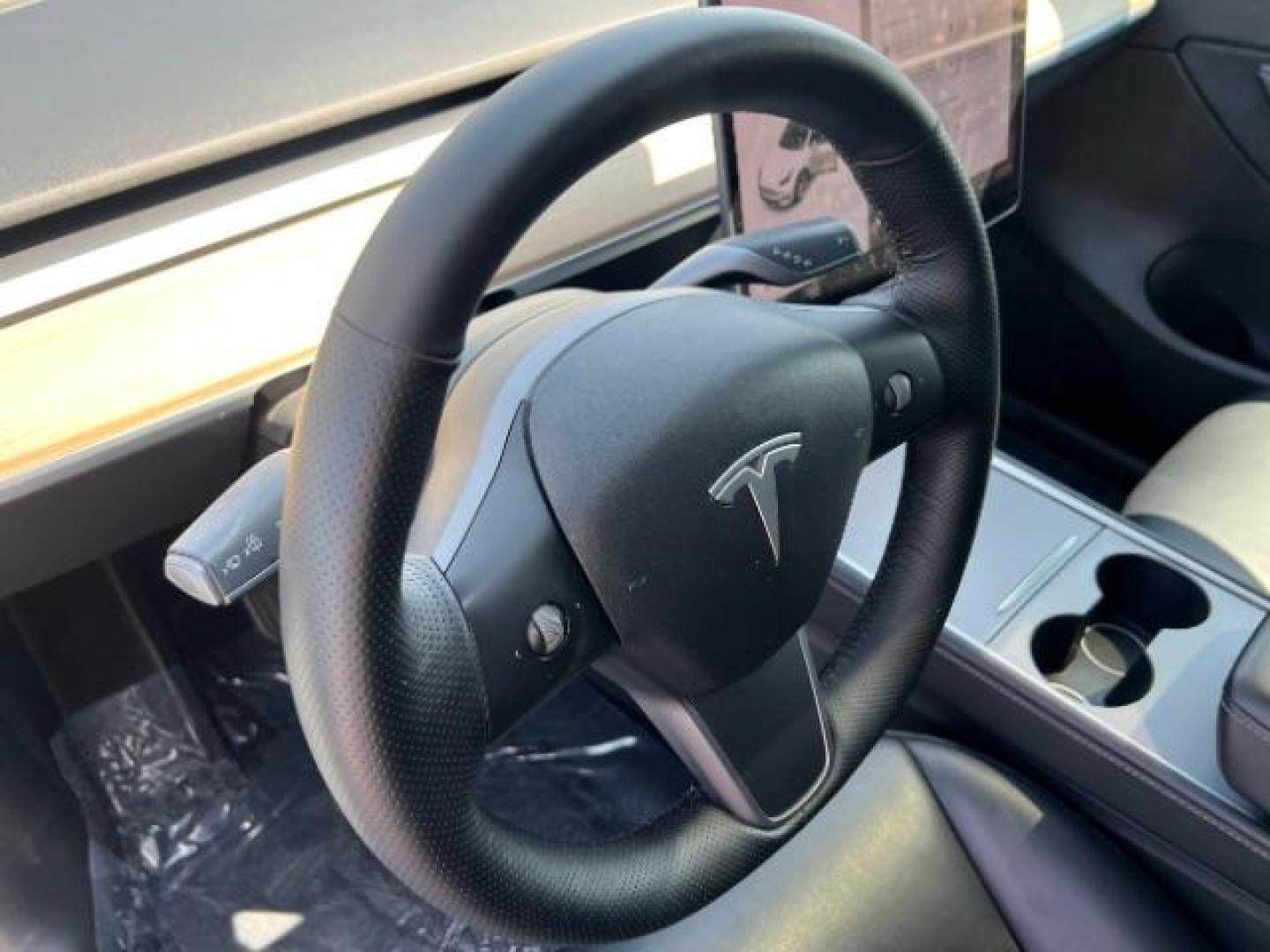 2021 Pearl White Multi-Coat Tesla Model Y Long Range Dual Motor All-Wheel Drive (5YJYGAEE9MF) , located at 1865 East Red Hills Pkwy, St. George, 84770, (435) 628-0023, 37.120850, -113.543640 - This Tesla is an AWD Long Range. 3rd ROW! 7 Seats!. Battery is 95% healthy, 293 on full charge. Near new condition! Full Tesla factory warranty up to 120k miles. Extended EV battery warranty available. Financing for ALL credit types. 4 Seasons Auto THE southern Utah Tesla Experts. Call or text - Photo#18