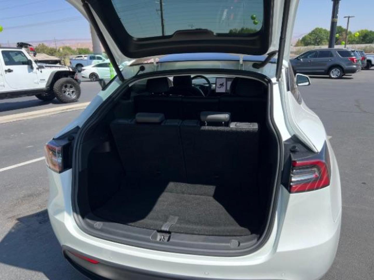 2021 Pearl White Multi-Coat Tesla Model Y Long Range Dual Motor All-Wheel Drive (5YJYGAEE9MF) , located at 1865 East Red Hills Pkwy, St. George, 84770, (435) 628-0023, 37.120850, -113.543640 - This Tesla is an AWD Long Range. 3rd ROW! 7 Seats!. Battery is 95% healthy, 293 on full charge. Near new condition! Full Tesla factory warranty up to 120k miles. Extended EV battery warranty available. Financing for ALL credit types. 4 Seasons Auto THE southern Utah Tesla Experts. Call or text - Photo#23