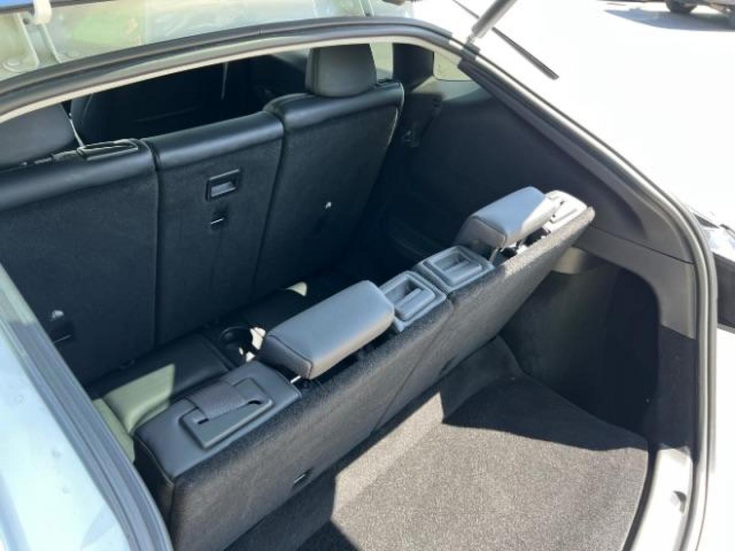 2021 Pearl White Multi-Coat Tesla Model Y Long Range Dual Motor All-Wheel Drive (5YJYGAEE9MF) , located at 1865 East Red Hills Pkwy, St. George, 84770, (435) 628-0023, 37.120850, -113.543640 - This Tesla is an AWD Long Range. 3rd ROW! 7 Seats!. Battery is 95% healthy, 293 on full charge. Near new condition! Full Tesla factory warranty up to 120k miles. Extended EV battery warranty available. Financing for ALL credit types. 4 Seasons Auto THE southern Utah Tesla Experts. Call or text - Photo#25