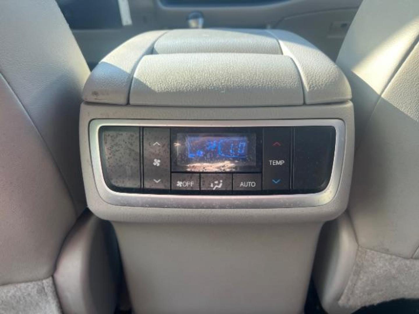 2019 Celestial Silver Metallic /Ash Toyota Highlander LE Plus (5TDBZRFH8KS) with an 3.5L V-6 port/direct injection engine, AUTOMATIC transmission, located at 1865 East Red Hills Pkwy, St. George, 84770, (435) 628-0023, 37.120850, -113.543640 - We specialize in helping ALL people get the best financing available. No matter your credit score, good, bad or none we can get you an amazing rate. Had a bankruptcy, divorce, or repossessions? We give you the green light to get your credit back on the road. Low down and affordable payments that fit - Photo#24