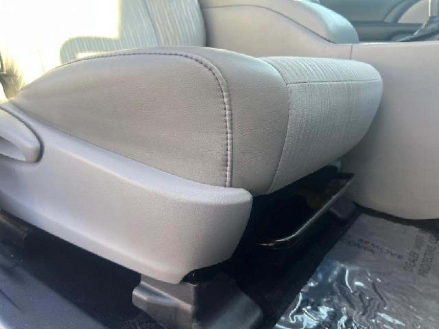 2019 Celestial Silver Metallic /Ash Toyota Highlander LE Plus (5TDBZRFH8KS) with an 3.5L V-6 port/direct injection engine, AUTOMATIC transmission, located at 1865 East Red Hills Pkwy, St. George, 84770, (435) 628-0023, 37.120850, -113.543640 - We specialize in helping ALL people get the best financing available. No matter your credit score, good, bad or none we can get you an amazing rate. Had a bankruptcy, divorce, or repossessions? We give you the green light to get your credit back on the road. Low down and affordable payments that fit - Photo#30