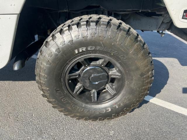 1994 Silver /LEATHER AM GENERAL HUMMER 4DR (156266) with an 6.2L NA engine, AUTOMATIC transmission, located at 1865 East Red Hills Pkwy, St. George, 84770, (435) 628-0023, 37.120850, -113.543640 - Thouroghly upgraded M998. 6.2 V8. Full frame and body rhinolined, Restomod A/C, Full roof, Full doors (set of half doors also included). Upgraded seats, 4 noise cancelling headphones and more. Runs and drives perfect. Starts on first crank everytime. NO LEAKS. A/C unit is brand new and works amazin - Photo#13