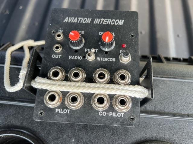 1994 Silver /LEATHER AM GENERAL HUMMER 4DR (156266) with an 6.2L NA engine, AUTOMATIC transmission, located at 1865 East Red Hills Pkwy, St. George, 84770, (435) 628-0023, 37.120850, -113.543640 - Thouroghly upgraded M998. 6.2 V8. Full frame and body rhinolined, Restomod A/C, Full roof, Full doors (set of half doors also included). Upgraded seats, 4 noise cancelling headphones and more. Runs and drives perfect. Starts on first crank everytime. NO LEAKS. A/C unit is brand new and works amazin - Photo#31