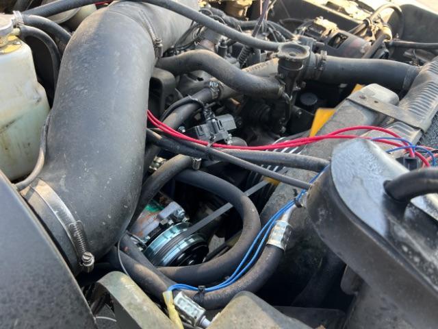 1994 Silver /LEATHER AM GENERAL HUMMER 4DR (156266) with an 6.2L NA engine, AUTOMATIC transmission, located at 1865 East Red Hills Pkwy, St. George, 84770, (435) 628-0023, 37.120850, -113.543640 - Thouroghly upgraded M998. 6.2 V8. Full frame and body rhinolined, Restomod A/C, Full roof, Full doors (set of half doors also included). Upgraded seats, 4 noise cancelling headphones and more. Runs and drives perfect. Starts on first crank everytime. NO LEAKS. A/C unit is brand new and works amazin - Photo#34