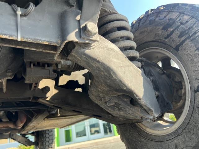 1994 Silver /LEATHER AM GENERAL HUMMER 4DR (156266) with an 6.2L NA engine, AUTOMATIC transmission, located at 1865 East Red Hills Pkwy, St. George, 84770, (435) 628-0023, 37.120850, -113.543640 - Thouroghly upgraded M998. 6.2 V8. Full frame and body rhinolined, Restomod A/C, Full roof, Full doors (set of half doors also included). Upgraded seats, 4 noise cancelling headphones and more. Runs and drives perfect. Starts on first crank everytime. NO LEAKS. A/C unit is brand new and works amazin - Photo#43