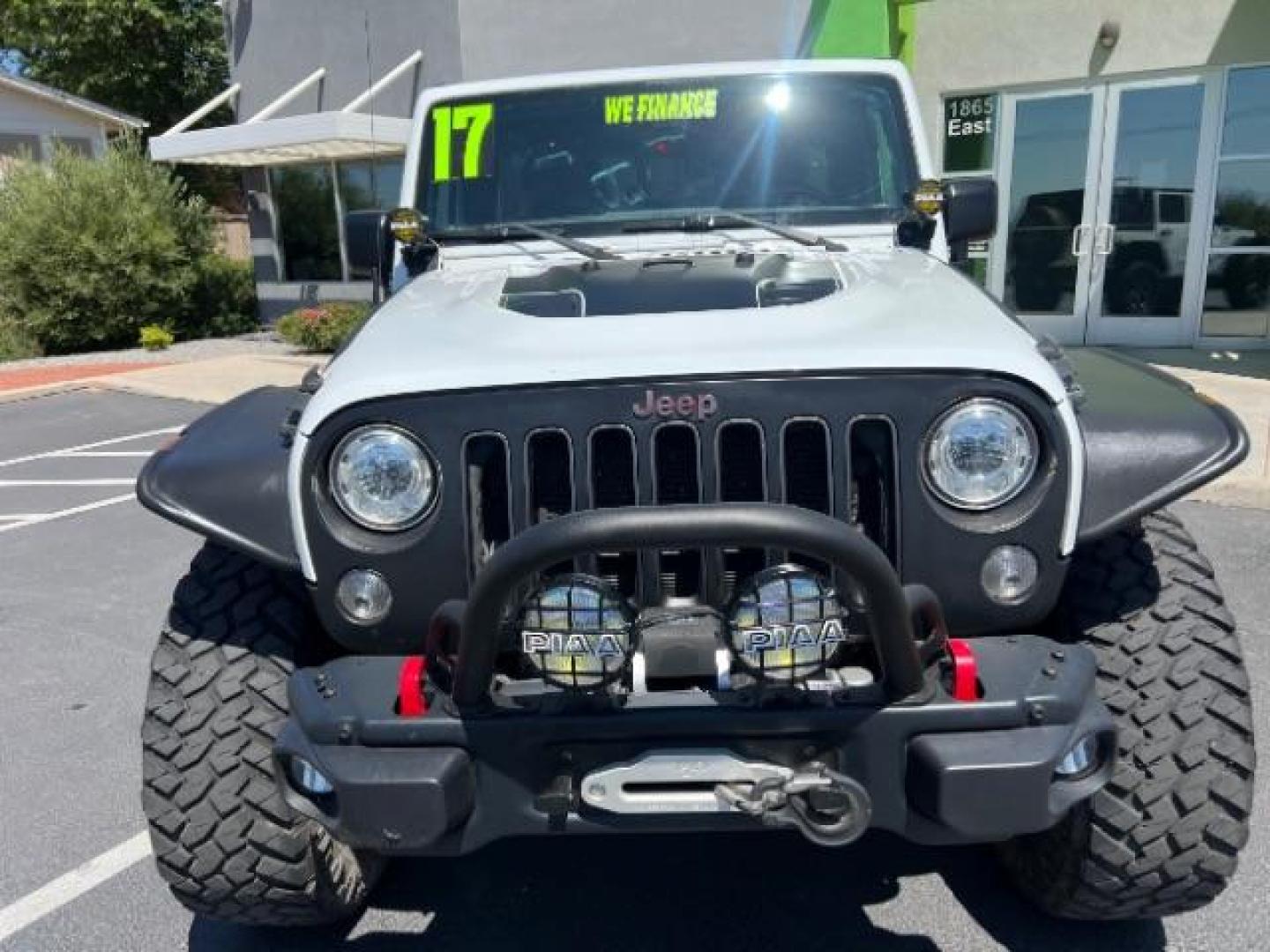 2017 Bright White Clearcoat /Black Jeep Wrangler Unlimited Rubicon Recon 4x4 (1C4BJWFG0HL) with an Pentastar 3.6L V-6 DOHC engine, located at 1865 East Red Hills Pkwy, St. George, 84770, (435) 628-0023, 37.120850, -113.543640 - We specialize in helping ALL people get the best financing available. No matter your credit score, good, bad or none we can get you an amazing rate. Had a bankruptcy, divorce, or repossessions? We give you the green light to get your credit back on the road. Low down and affordable payments that fit - Photo#1