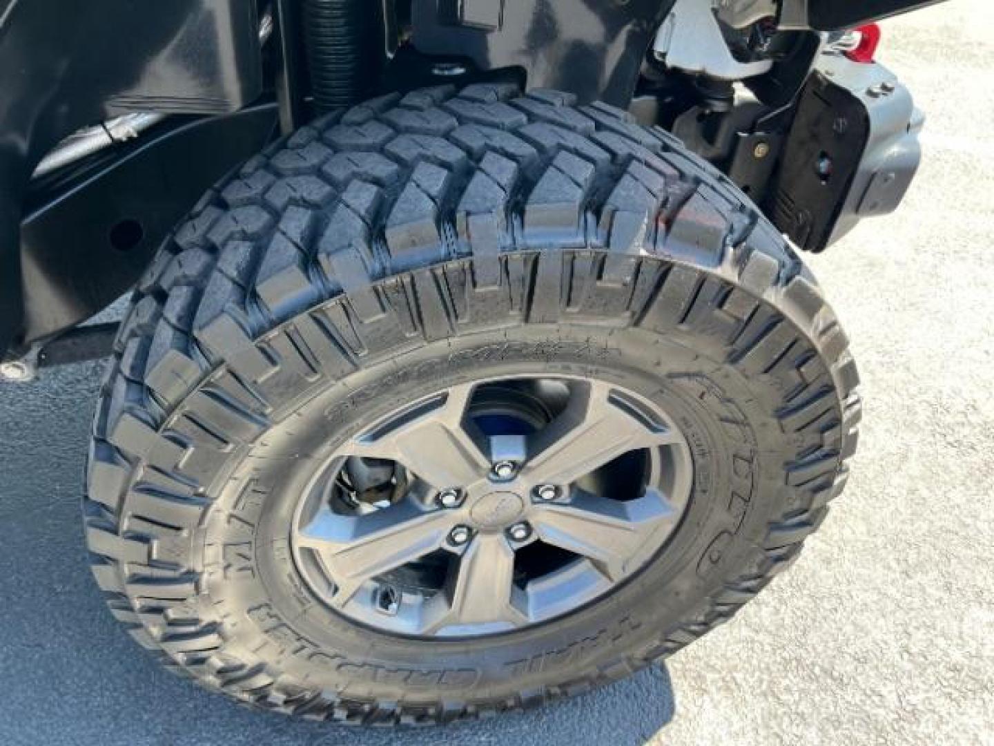 2017 Bright White Clearcoat /Black Jeep Wrangler Unlimited Rubicon Recon 4x4 (1C4BJWFG0HL) with an Pentastar 3.6L V-6 DOHC engine, located at 1865 East Red Hills Pkwy, St. George, 84770, (435) 628-0023, 37.120850, -113.543640 - We specialize in helping ALL people get the best financing available. No matter your credit score, good, bad or none we can get you an amazing rate. Had a bankruptcy, divorce, or repossessions? We give you the green light to get your credit back on the road. Low down and affordable payments that fit - Photo#6