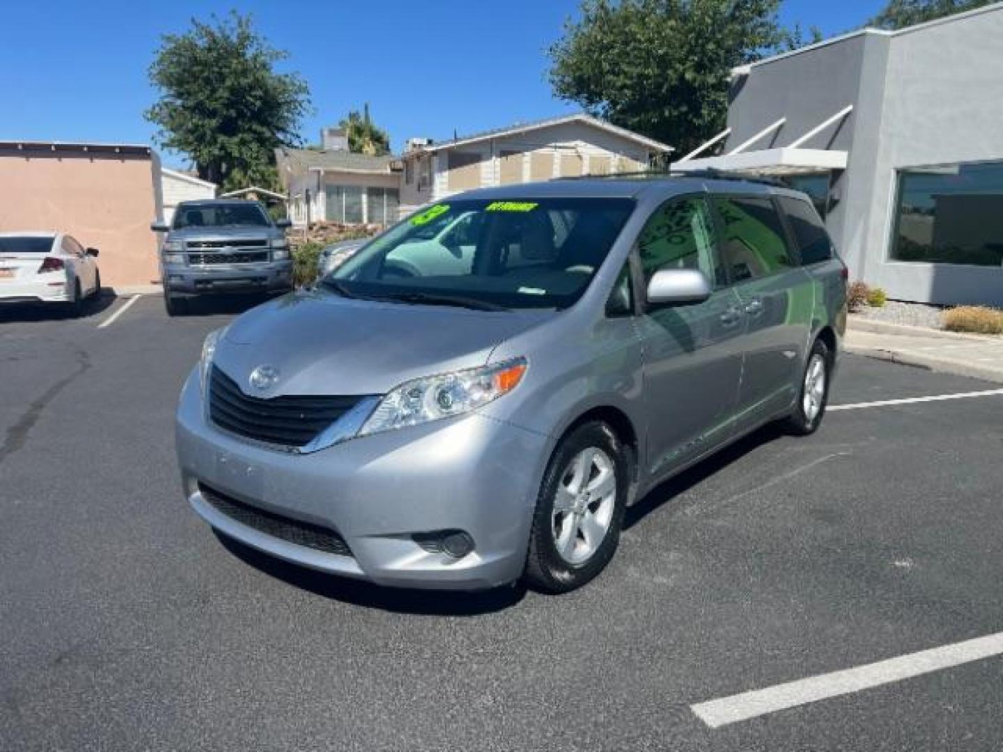 2013 Silver Sky Metallic /Light Gray Toyota Sienna LE V6 7 Passenger Auto Access Seat | LE V6 8 Passenger (5TDKK3DC3DS) with an 3.5L V-6 DOHC engine, Automatic transmission, located at 1865 East Red Hills Pkwy, St. George, 84770, (435) 628-0023, 37.120850, -113.543640 - We specialize in helping ALL people get the best financing available. No matter your credit score, good, bad or none we can get you an amazing rate. Had a bankruptcy, divorce, or repossessions? We give you the green light to get your credit back on the road. Low down and affordable payments that fit - Photo#2