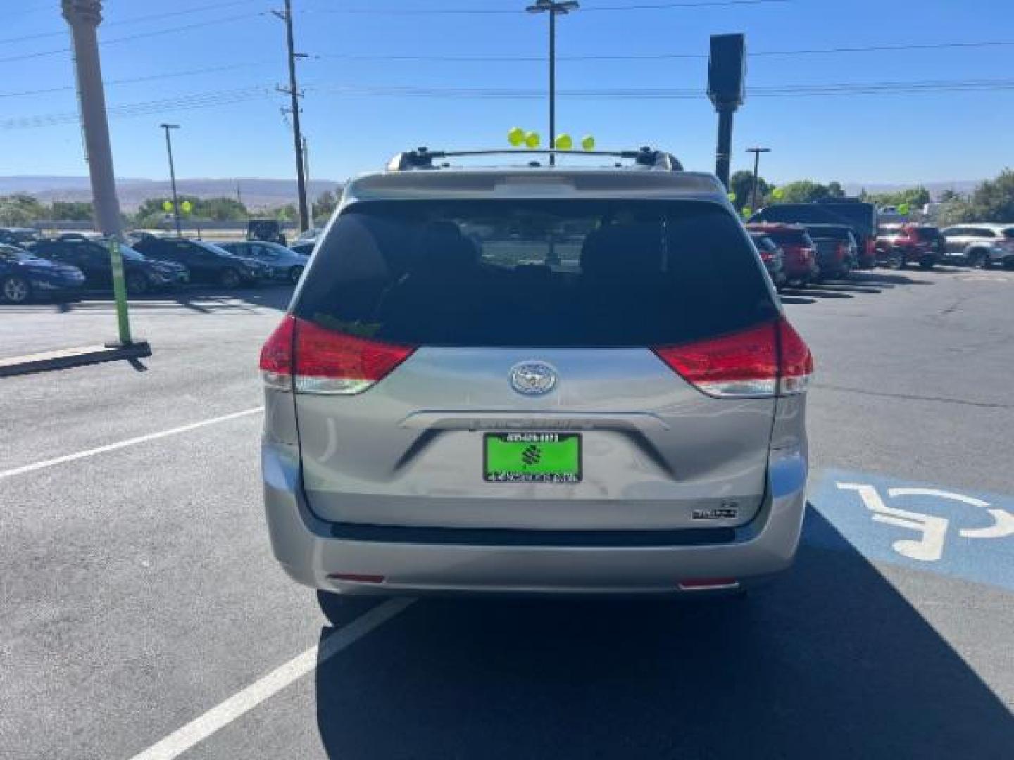 2013 Silver Sky Metallic /Light Gray Toyota Sienna LE V6 7 Passenger Auto Access Seat | LE V6 8 Passenger (5TDKK3DC3DS) with an 3.5L V-6 DOHC engine, Automatic transmission, located at 1865 East Red Hills Pkwy, St. George, 84770, (435) 628-0023, 37.120850, -113.543640 - We specialize in helping ALL people get the best financing available. No matter your credit score, good, bad or none we can get you an amazing rate. Had a bankruptcy, divorce, or repossessions? We give you the green light to get your credit back on the road. Low down and affordable payments that fit - Photo#5