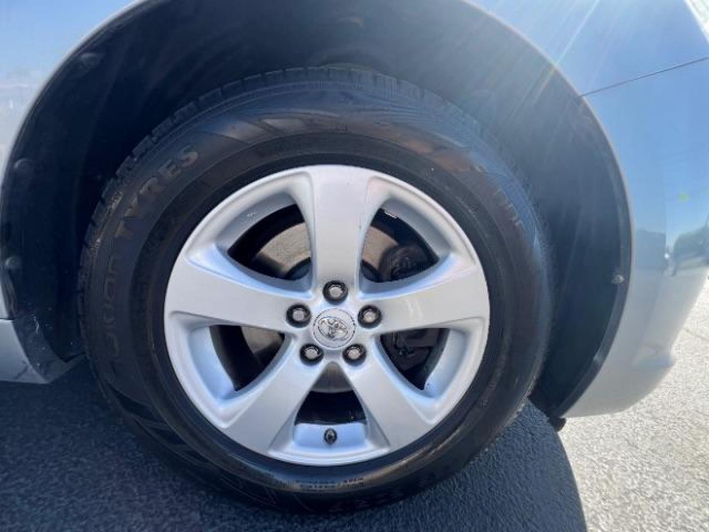 2013 Silver Sky Metallic /Light Gray Toyota Sienna LE V6 7 Passenger Auto Access Seat | LE V6 8 Passenger (5TDKK3DC3DS) with an 3.5L V-6 DOHC engine, Automatic transmission, located at 1865 East Red Hills Pkwy, St. George, 84770, (435) 628-0023, 37.120850, -113.543640 - We specialize in helping ALL people get the best financing available. No matter your credit score, good, bad or none we can get you an amazing rate. Had a bankruptcy, divorce, or repossessions? We give you the green light to get your credit back on the road. Low down and affordable payments that fit - Photo#10