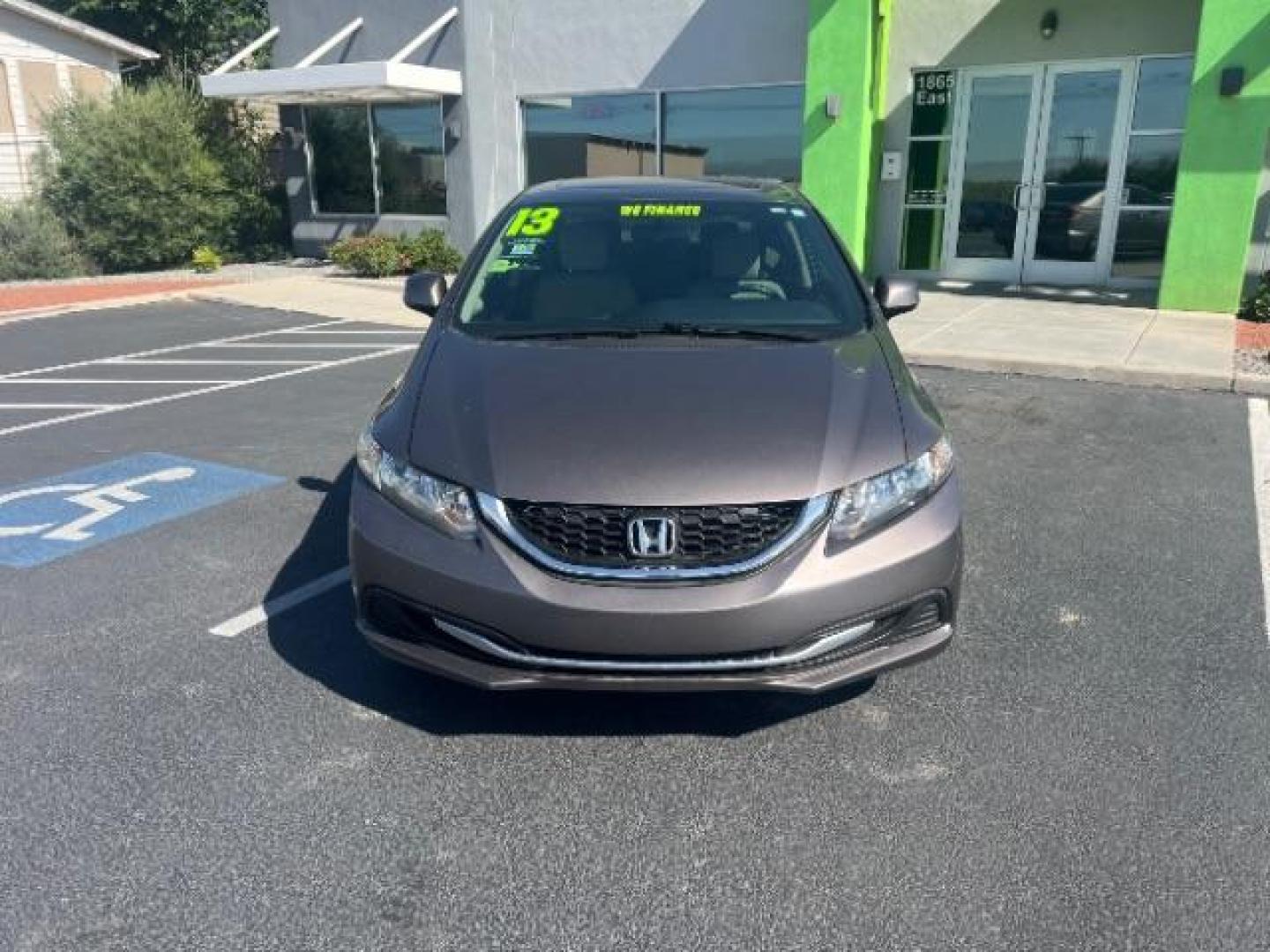 2013 Kona Coffee Metallic /Beige Honda Civic EX (19XFB2F82DE) with an 1.8L I-4 i-VTEC variable valve control engine, Automatic transmission, located at 940 North Main Street, Cedar City, UT, 84720, (435) 628-0023, 37.692936, -113.061897 - We specialize in helping ALL people get the best financing available. No matter your credit score, good, bad or none we can get you an amazing rate. Had a bankruptcy, divorce, or repossessions? We give you the green light to get your credit back on the road. Low down and affordable payments that fit - Photo#1