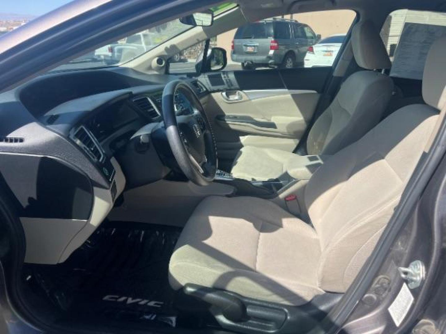 2013 Kona Coffee Metallic /Beige Honda Civic EX (19XFB2F82DE) with an 1.8L I-4 i-VTEC variable valve control engine, Automatic transmission, located at 940 North Main Street, Cedar City, UT, 84720, (435) 628-0023, 37.692936, -113.061897 - We specialize in helping ALL people get the best financing available. No matter your credit score, good, bad or none we can get you an amazing rate. Had a bankruptcy, divorce, or repossessions? We give you the green light to get your credit back on the road. Low down and affordable payments that fit - Photo#14