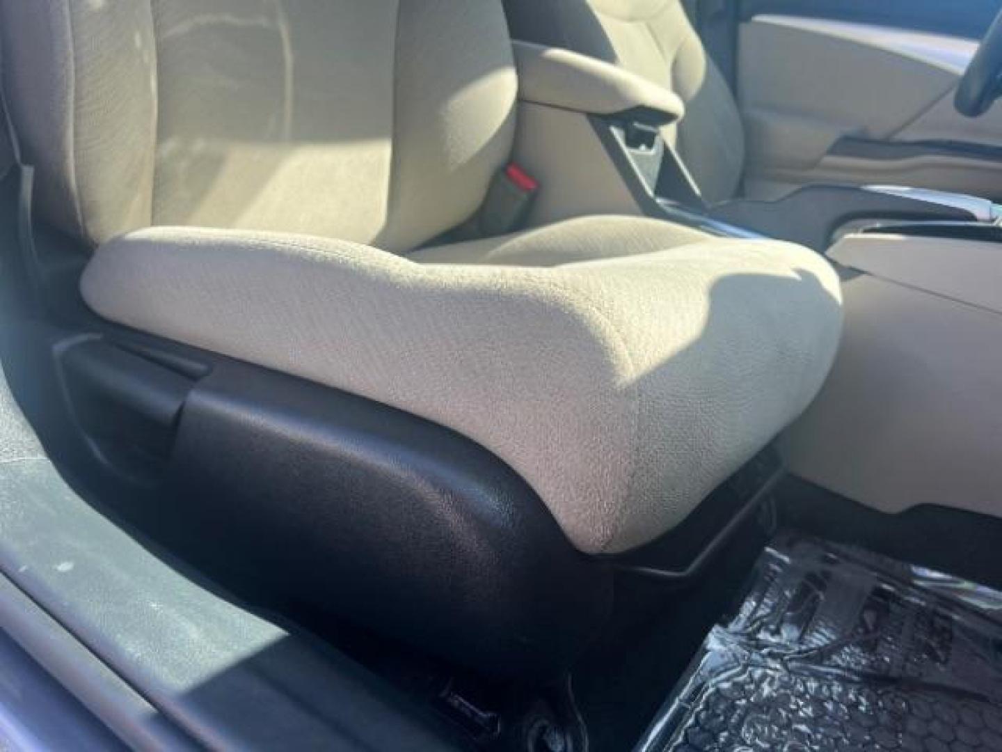 2013 Kona Coffee Metallic /Beige Honda Civic EX (19XFB2F82DE) with an 1.8L I-4 i-VTEC variable valve control engine, Automatic transmission, located at 940 North Main Street, Cedar City, UT, 84720, (435) 628-0023, 37.692936, -113.061897 - We specialize in helping ALL people get the best financing available. No matter your credit score, good, bad or none we can get you an amazing rate. Had a bankruptcy, divorce, or repossessions? We give you the green light to get your credit back on the road. Low down and affordable payments that fit - Photo#30