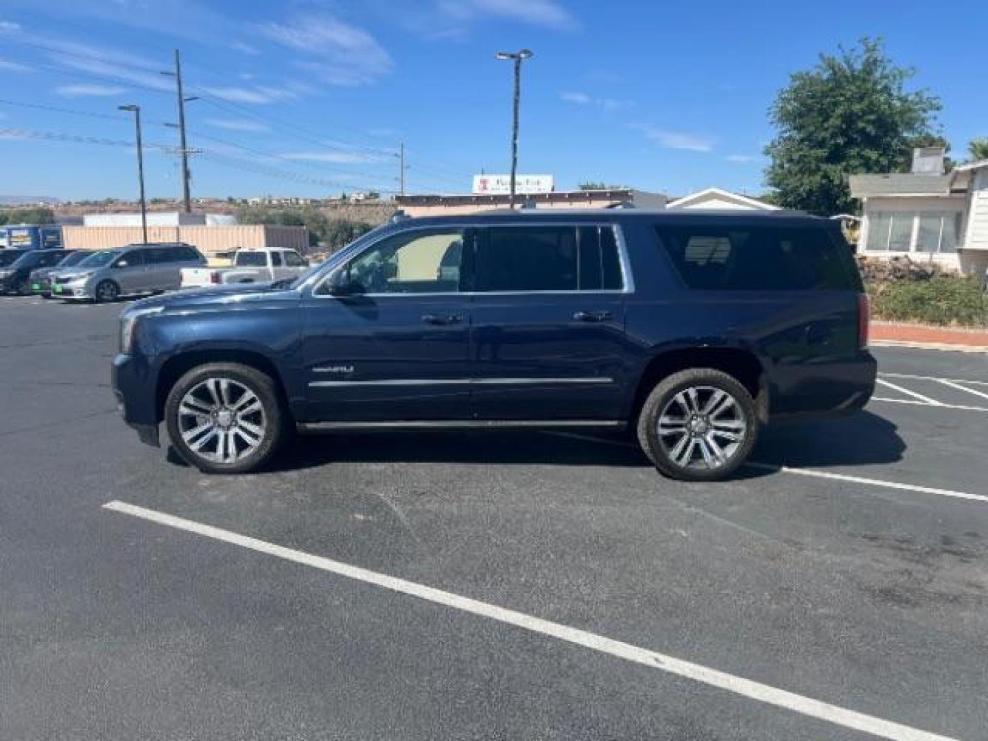2018 Dark Sapphire Blue Metallic /Jet Black GMC Yukon XL Denali (1GKS2HKJ6JR) with an EcoTec3 6.2L V-8 gasoline direct injection engine, Automatic transmission, located at 1865 East Red Hills Pkwy, St. George, 84770, (435) 628-0023, 37.120850, -113.543640 - Full size Yukon XL 4x4 in excellent condition. Runs a drives perfect. Had all its maintenance done on time. Loaded with every option: 8 Seats, Dual DVD, Trailering Package, Adaptive cruise, Sunroof, backup camera. We specialize in helping ALL people get the best financing available. No matter you - Photo#3