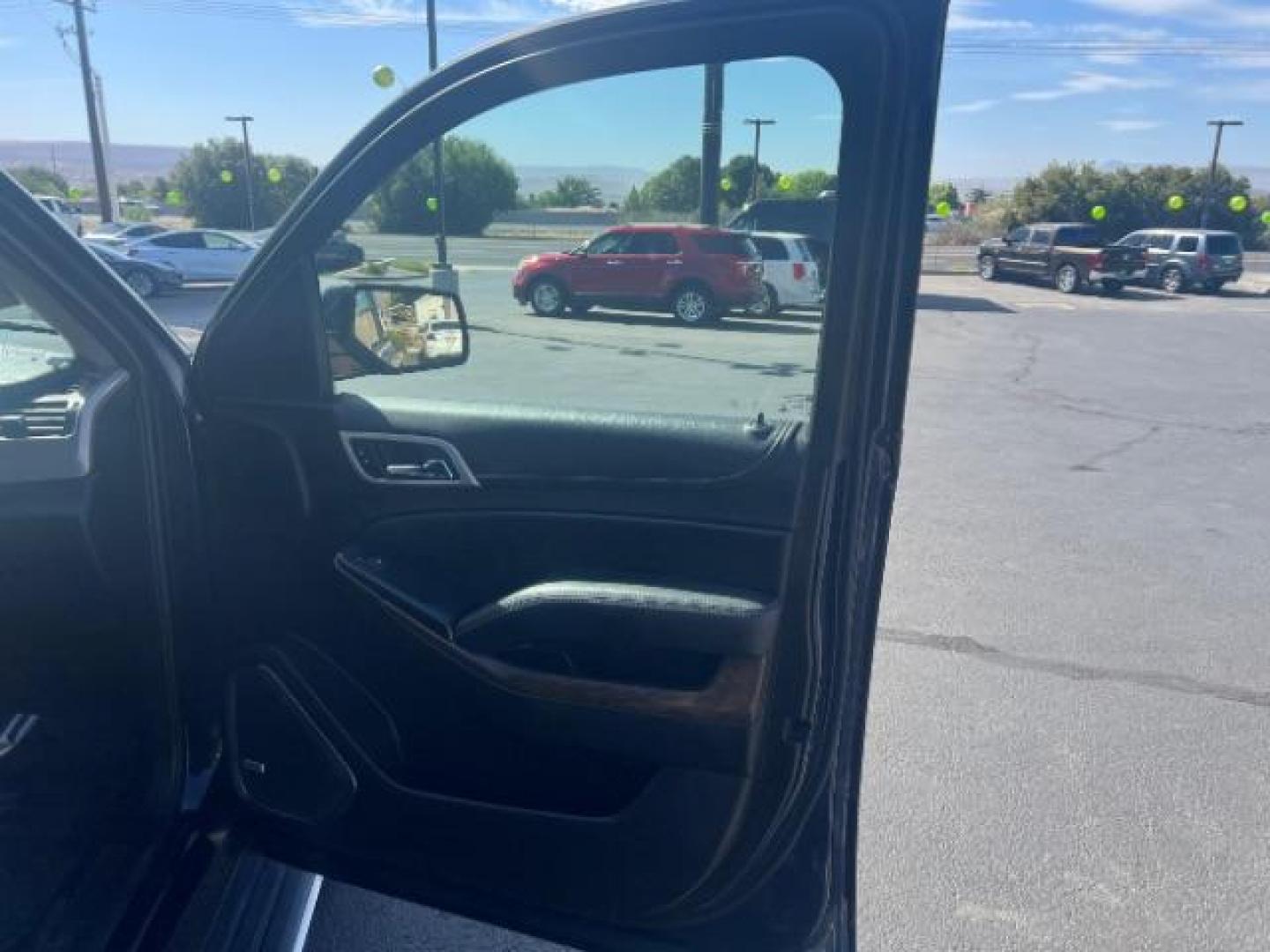 2018 Dark Sapphire Blue Metallic /Jet Black GMC Yukon XL Denali (1GKS2HKJ6JR) with an EcoTec3 6.2L V-8 gasoline direct injection engine, Automatic transmission, located at 1865 East Red Hills Pkwy, St. George, 84770, (435) 628-0023, 37.120850, -113.543640 - Full size Yukon XL 4x4 in excellent condition. Runs a drives perfect. Had all its maintenance done on time. Loaded with every option: 8 Seats, Dual DVD, Trailering Package, Adaptive cruise, Sunroof, backup camera. We specialize in helping ALL people get the best financing available. No matter you - Photo#33