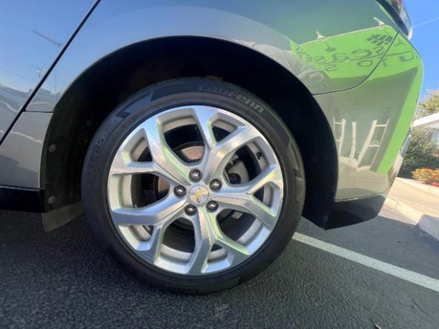 2017 Heather Gray Metallic /Jet Black/Jet Black Accents Chevrolet Volt Premier (1G1RD6S51HU) with an Voltec 1.5L I-4 gasoline direct injection engine, Continuously Variable Transmission transmission, located at 940 North Main Street, Cedar City, UT, 84720, (435) 628-0023, 37.692936, -113.061897 - We specialize in helping ALL people get the best financing available. No matter your credit score, good, bad or none we can get you an amazing rate. Had a bankruptcy, divorce, or repossessions? We give you the green light to get your credit back on the road. Low down and affordable payments that fit - Photo#8