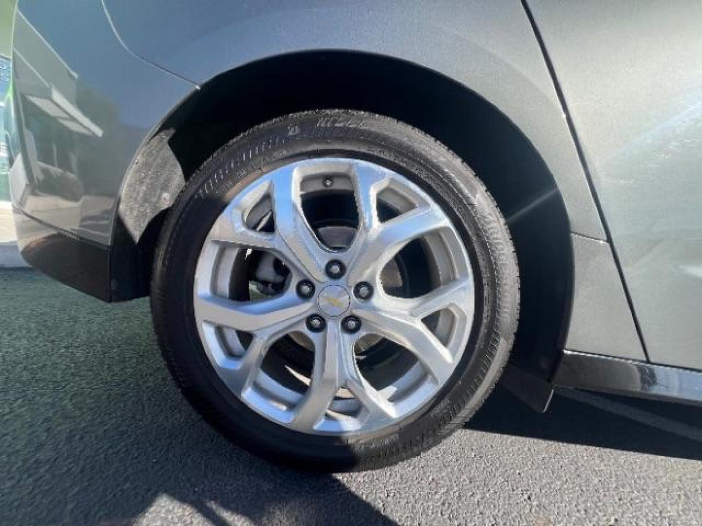 2017 Heather Gray Metallic /Jet Black/Jet Black Accents Chevrolet Volt Premier (1G1RD6S51HU) with an Voltec 1.5L I-4 gasoline direct injection engine, Continuously Variable Transmission transmission, located at 940 North Main Street, Cedar City, UT, 84720, (435) 628-0023, 37.692936, -113.061897 - We specialize in helping ALL people get the best financing available. No matter your credit score, good, bad or none we can get you an amazing rate. Had a bankruptcy, divorce, or repossessions? We give you the green light to get your credit back on the road. Low down and affordable payments that fit - Photo#9